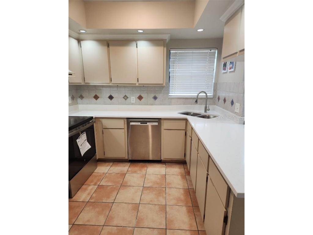 927 NW 41st Drive Gainesville FL 32605 O6346271 image5