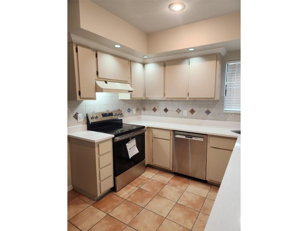 927 NW 41st Drive Gainesville FL 32605 O6346271 image7