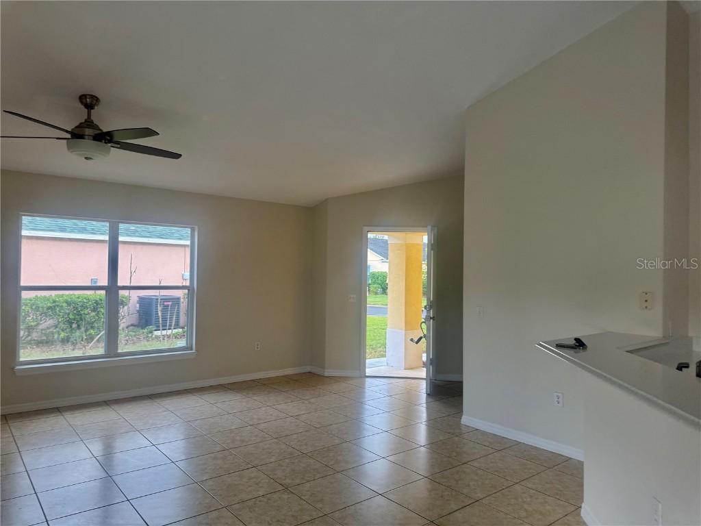 927 Reserve Place Davenport FL 33896 S5136131 image3