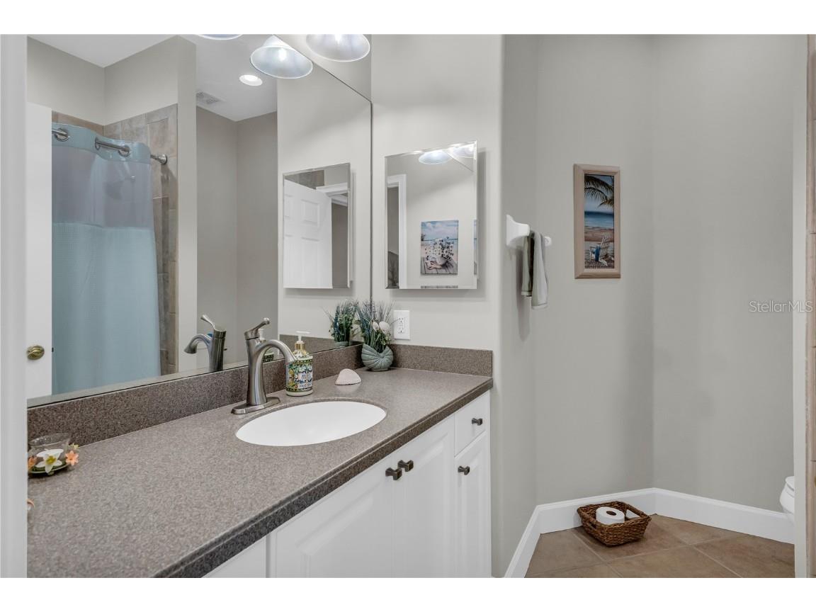 927 River Basin Court #201C Bradenton FL 34212 A4650817 image37