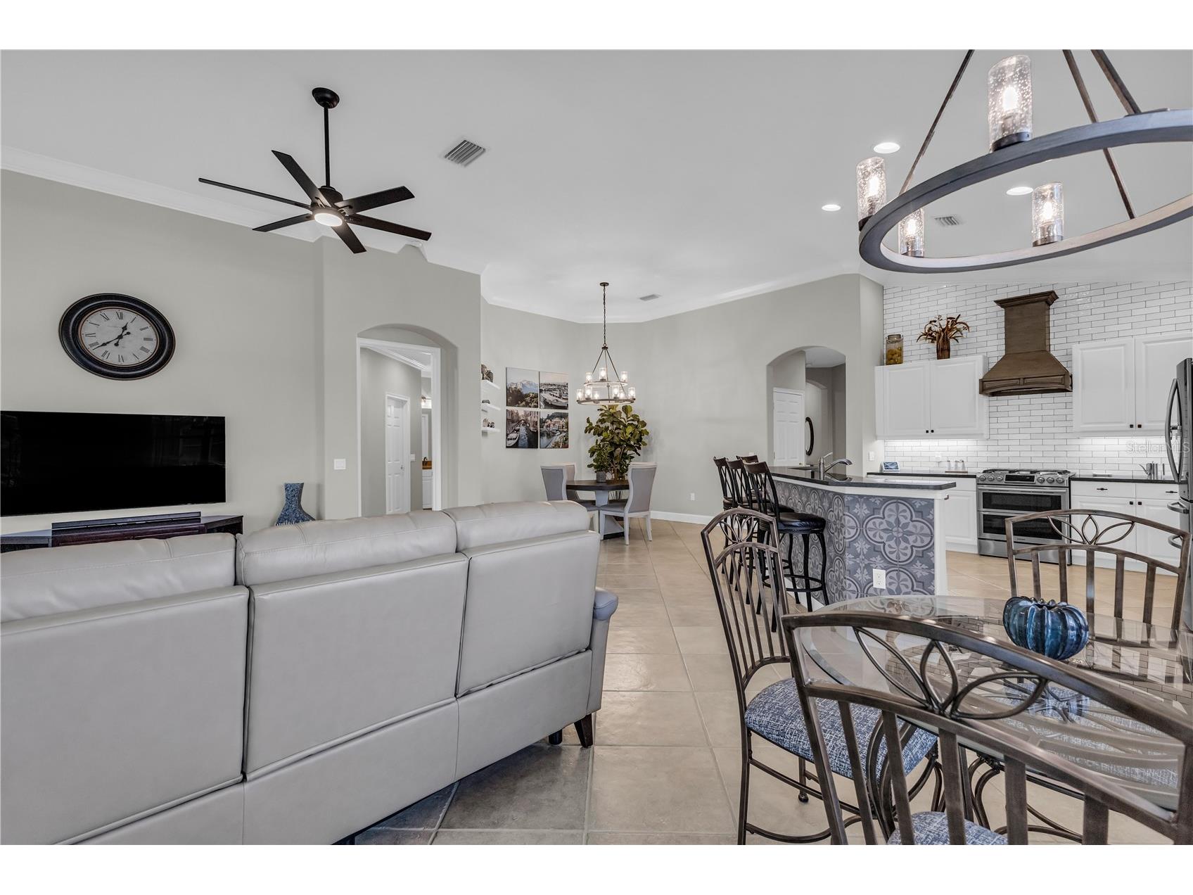 927 River Basin Court #201C Bradenton FL 34212 A4689941 image24