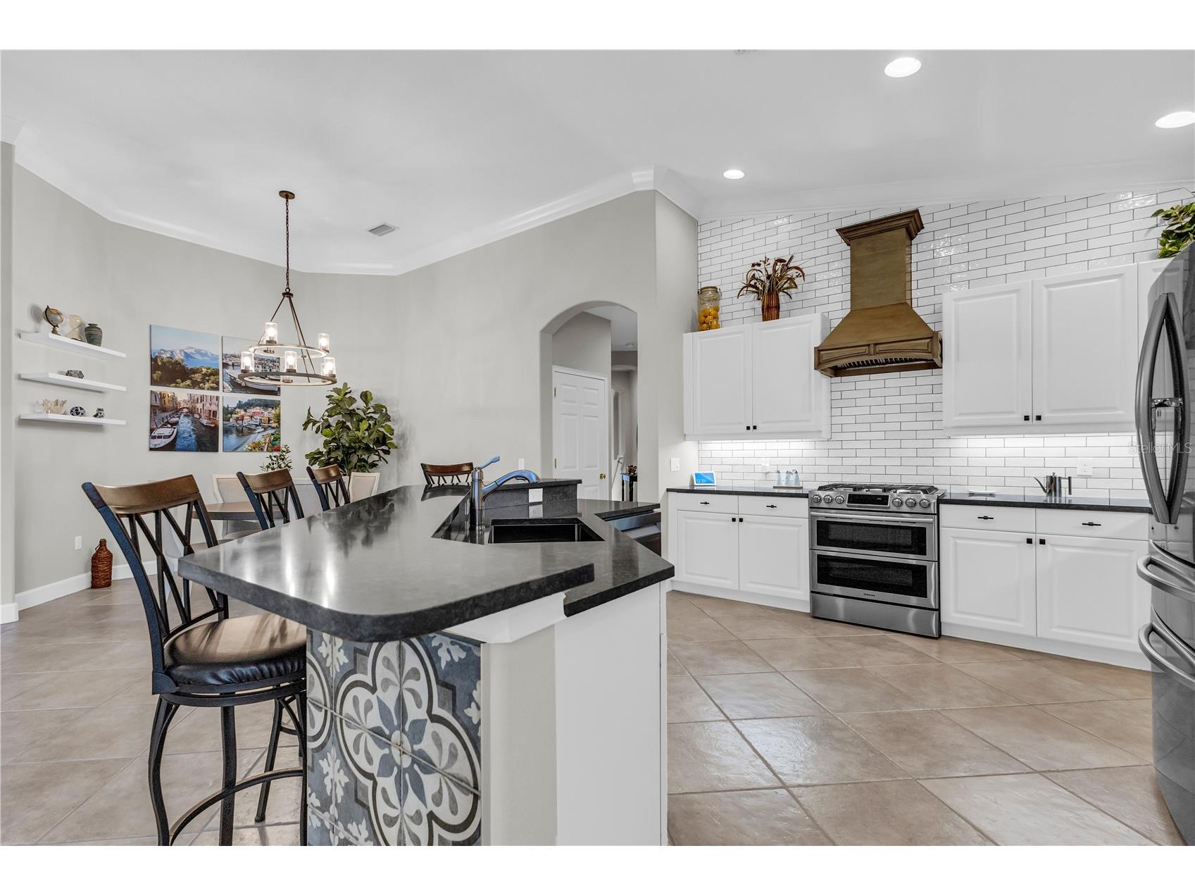 927 River Basin Court #201C Bradenton FL 34212 A4689941 image4