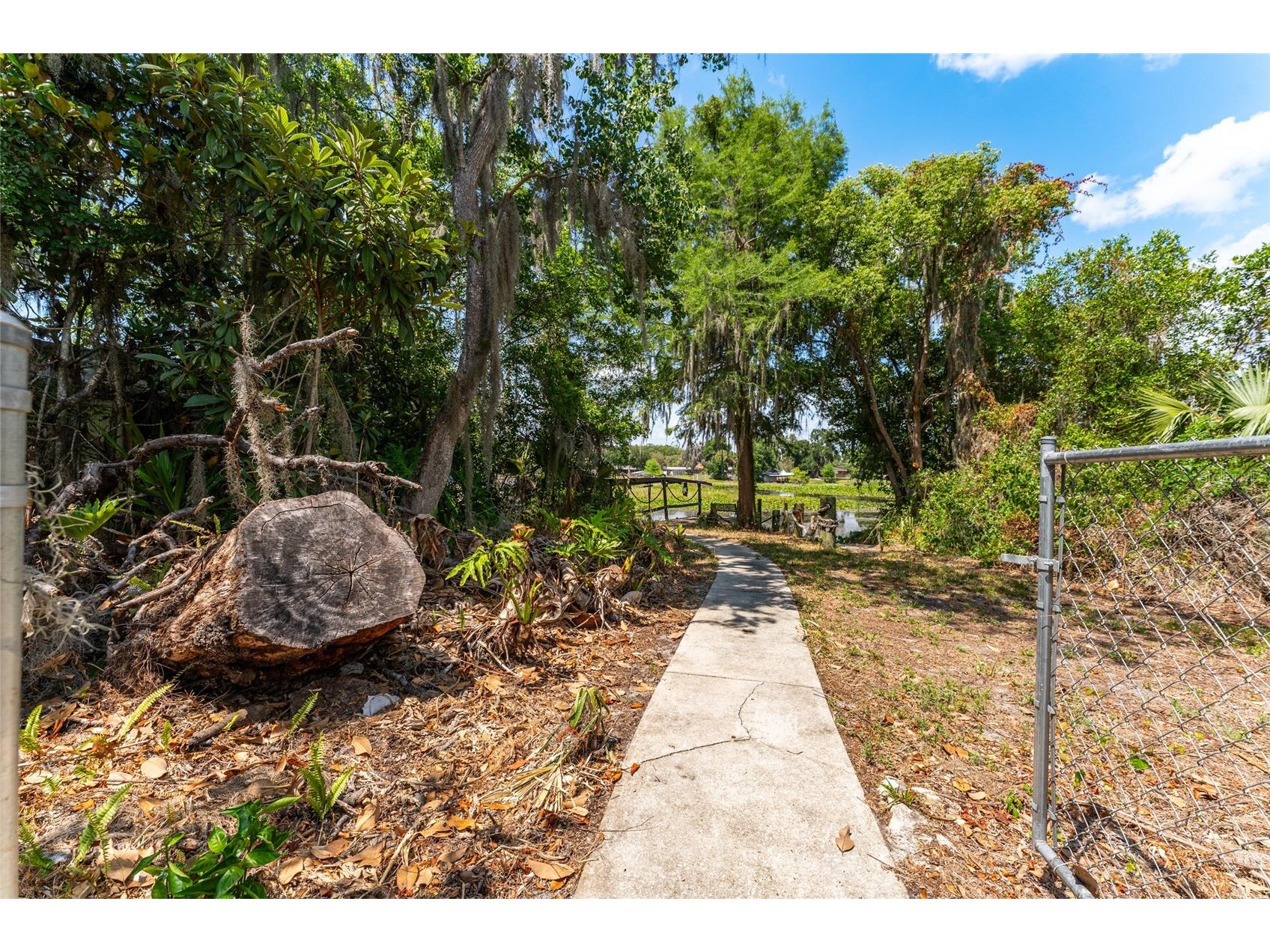 927 S Val Drive Inverness FL 34450 - Henderson Lake O6406700 image46