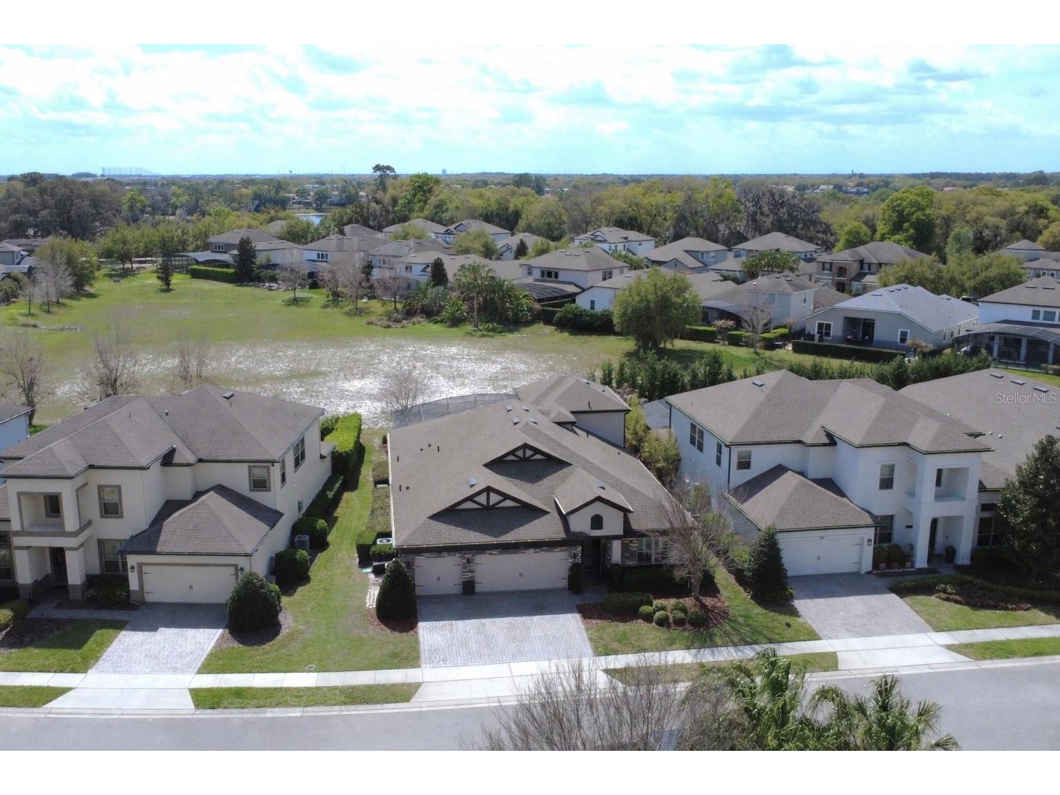 927 Sherbourne Circle Lake Mary FL 32746 O6390559 image2