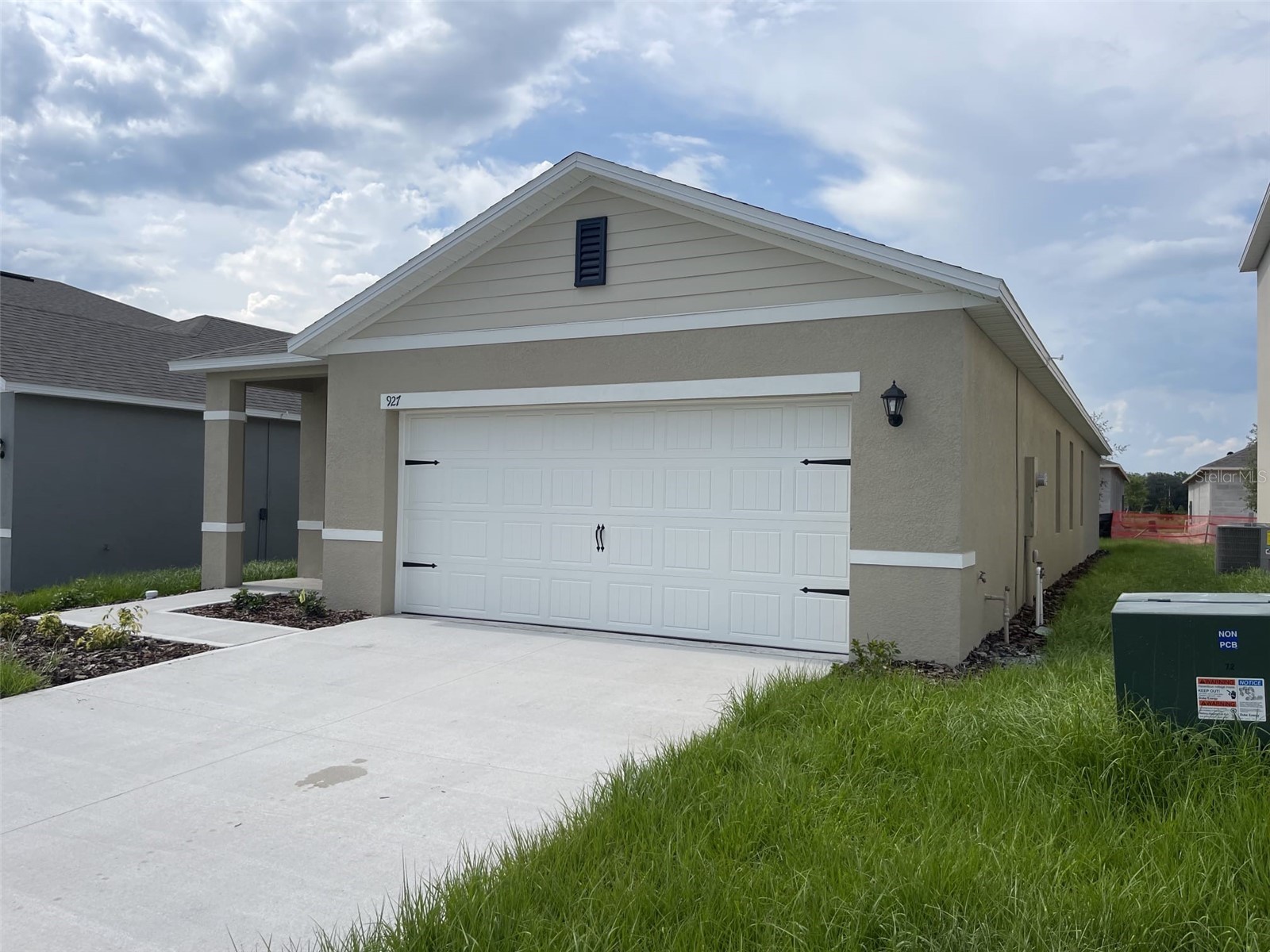 927 Waterfall Boulevard Davenport FL 33837 O6408015 image1