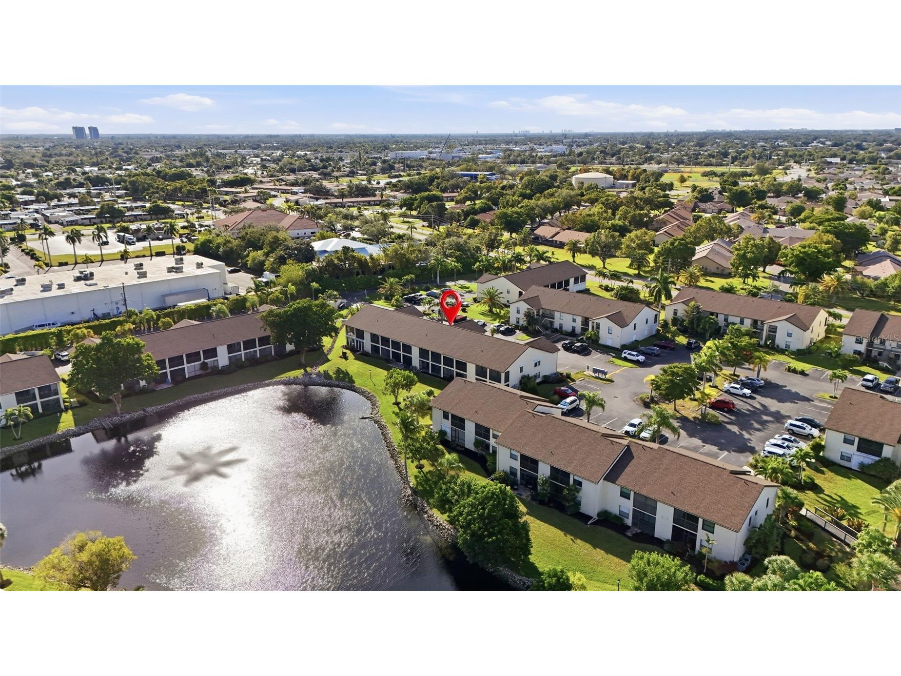 9270 Lake Park Drive #201 Fort Myers FL 33919 C7521507 image1