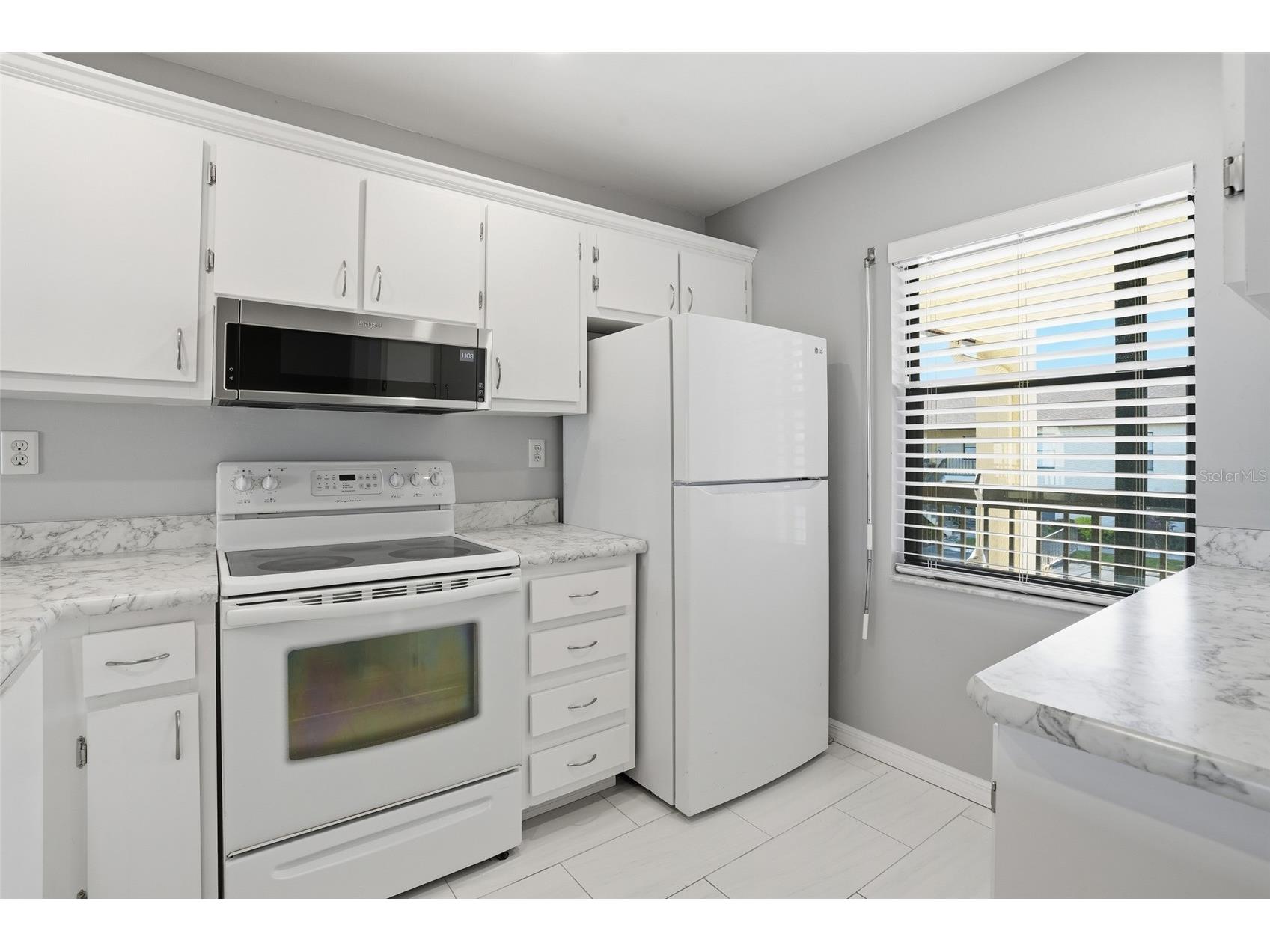 9270 Lake Park Drive #201 Fort Myers FL 33919 C7521507 image16