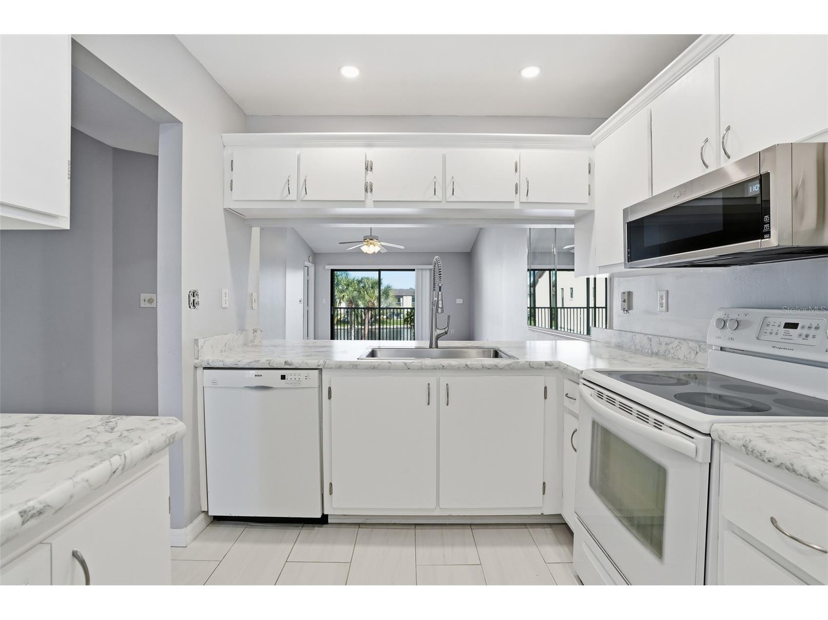 9270 Lake Park Drive #201 Fort Myers FL 33919 C7521507 image18