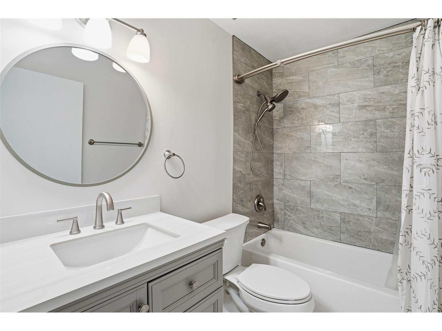 9270 Lake Park Drive #201 Fort Myers FL 33919 C7521507 image23