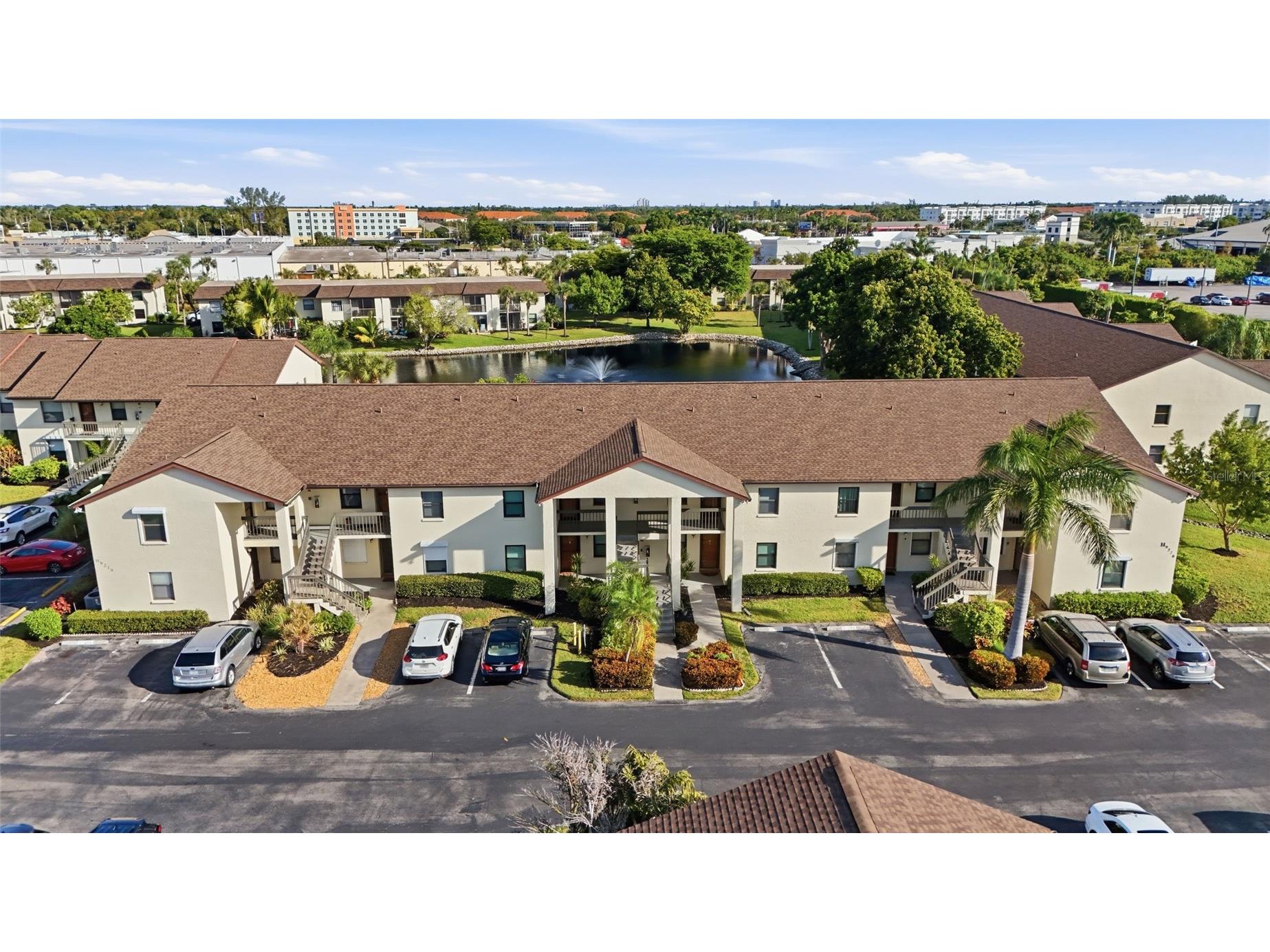 9270 Lake Park Drive #201 Fort Myers FL 33919 C7521507 image4