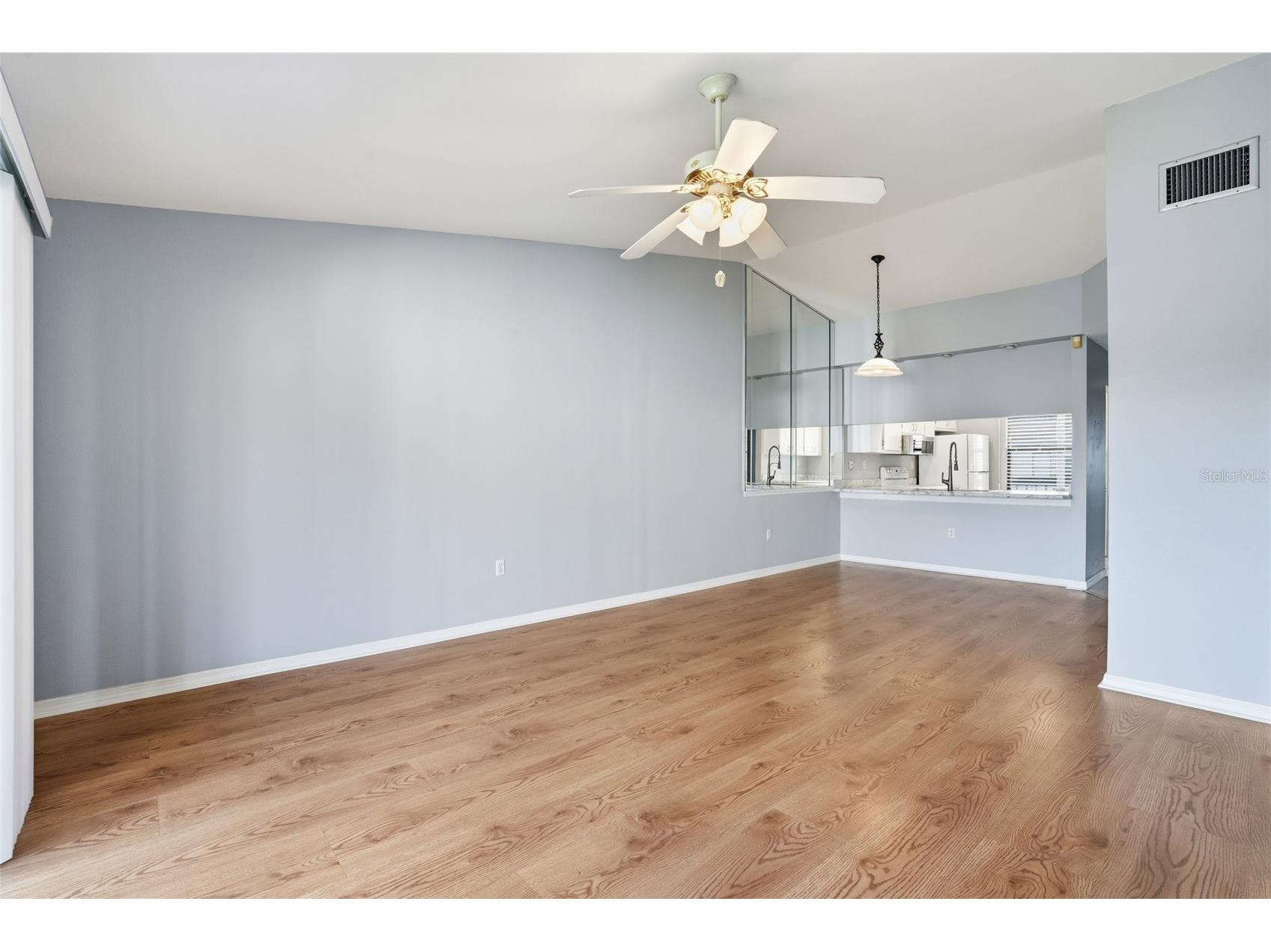 9270 Lake Park Drive #201 Fort Myers FL 33919 C7521507 image7