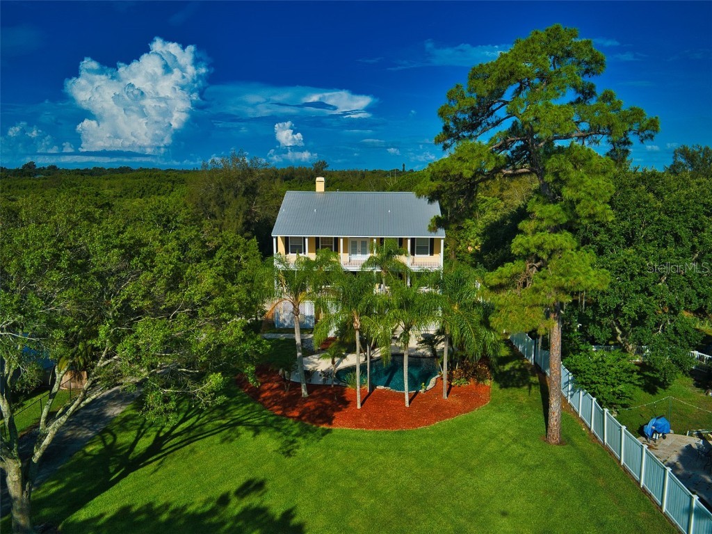 9270 San Martin Boulevard NE Saint Petersburg FL 33702 U8168862 image1