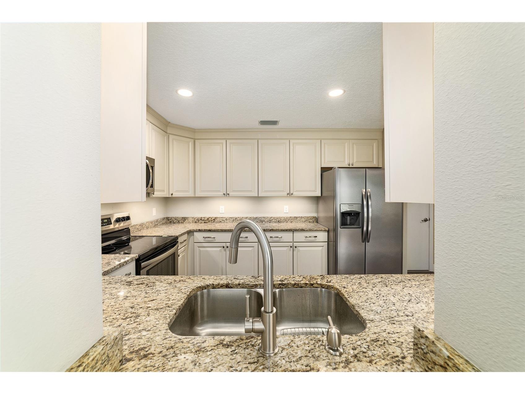 9272 SW 82nd Terrace #C Ocala FL 34481 OM727153 image18