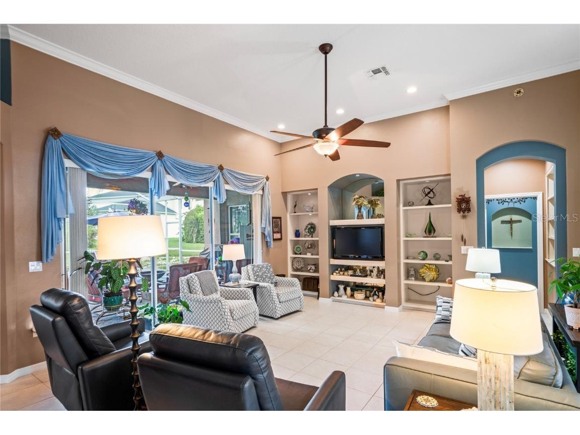 9272 Westshore Drive Weeki Wachee FL 34613 W7878458 image7