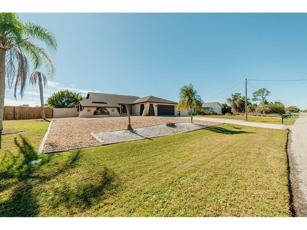 9273 Carnation Avenue Englewood FL 34224 N6142571 image2