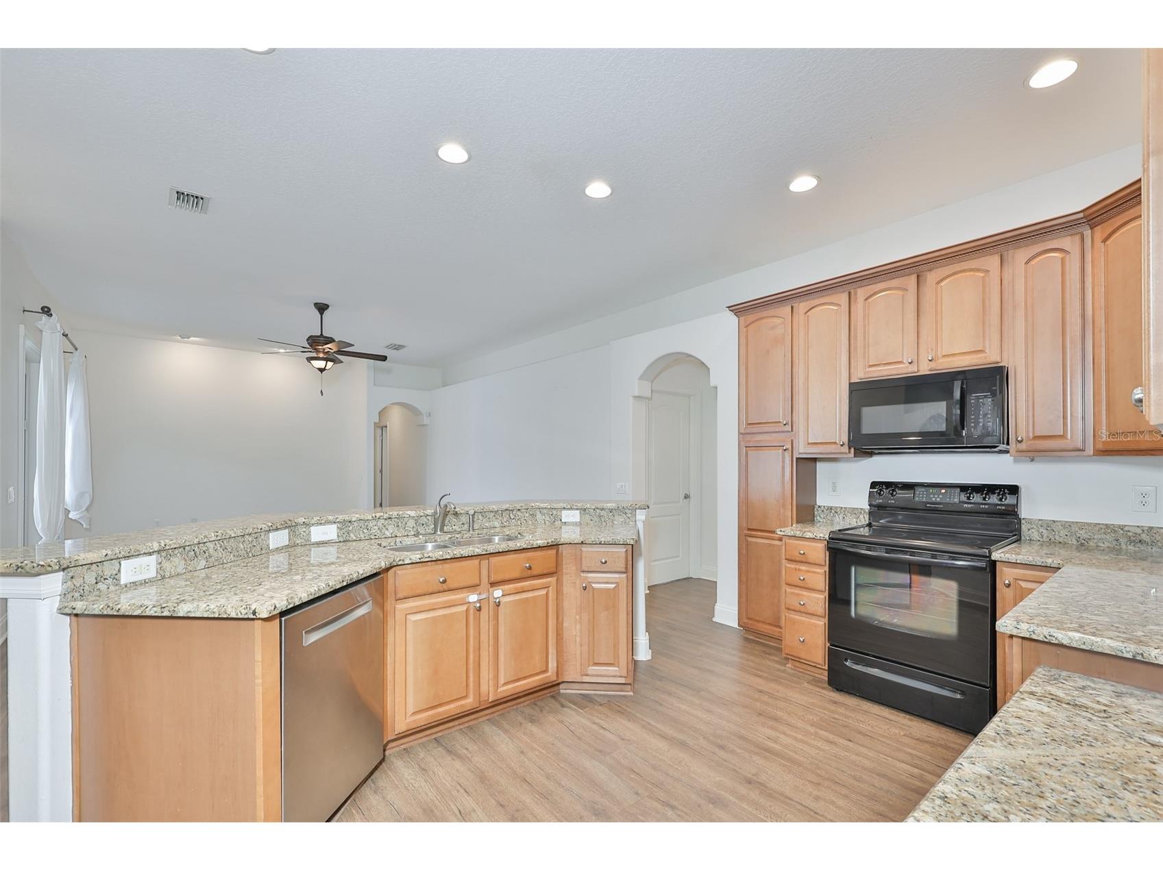 9274 Estate Cove Circle Riverview FL 33578 TB8489489 image17