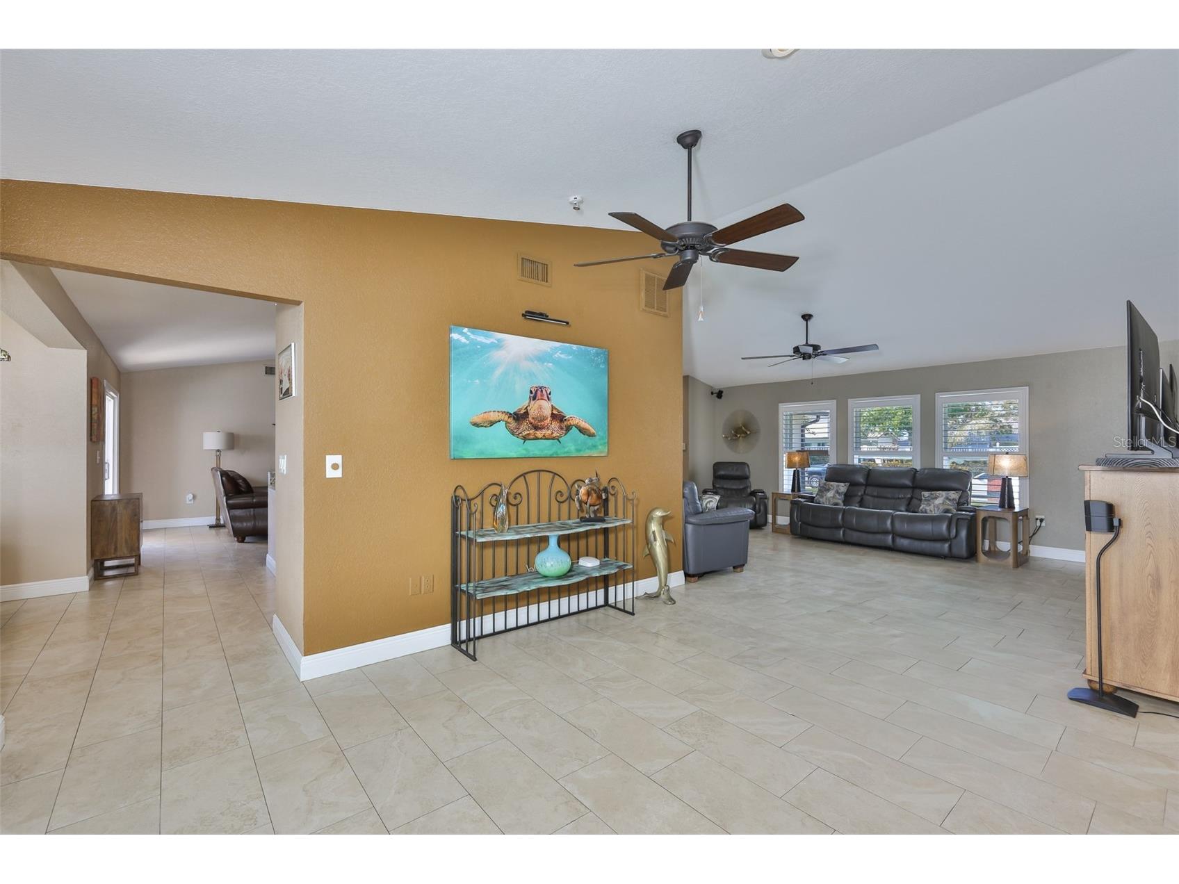 9275 133rd Street Seminole FL 33776 TB8477708 image21