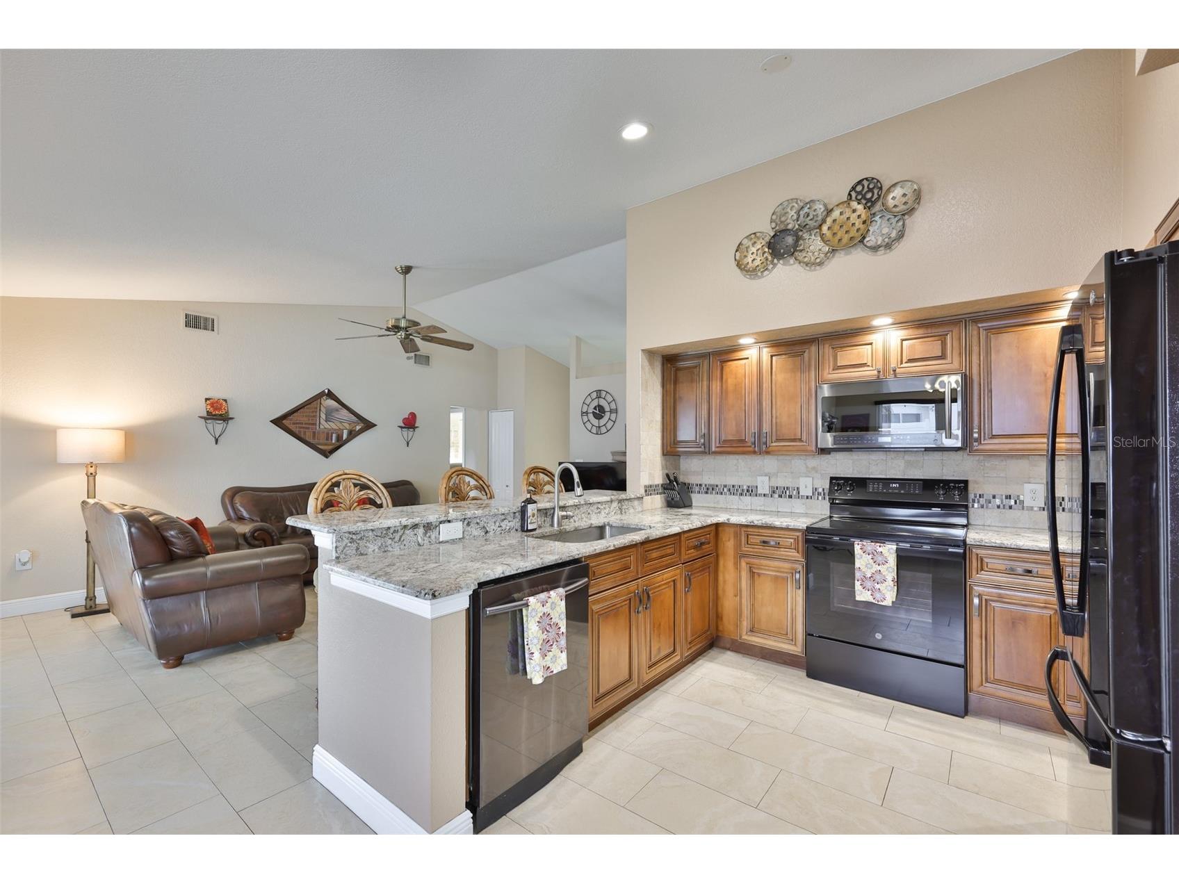 9275 133rd Street Seminole FL 33776 TB8477708 image36
