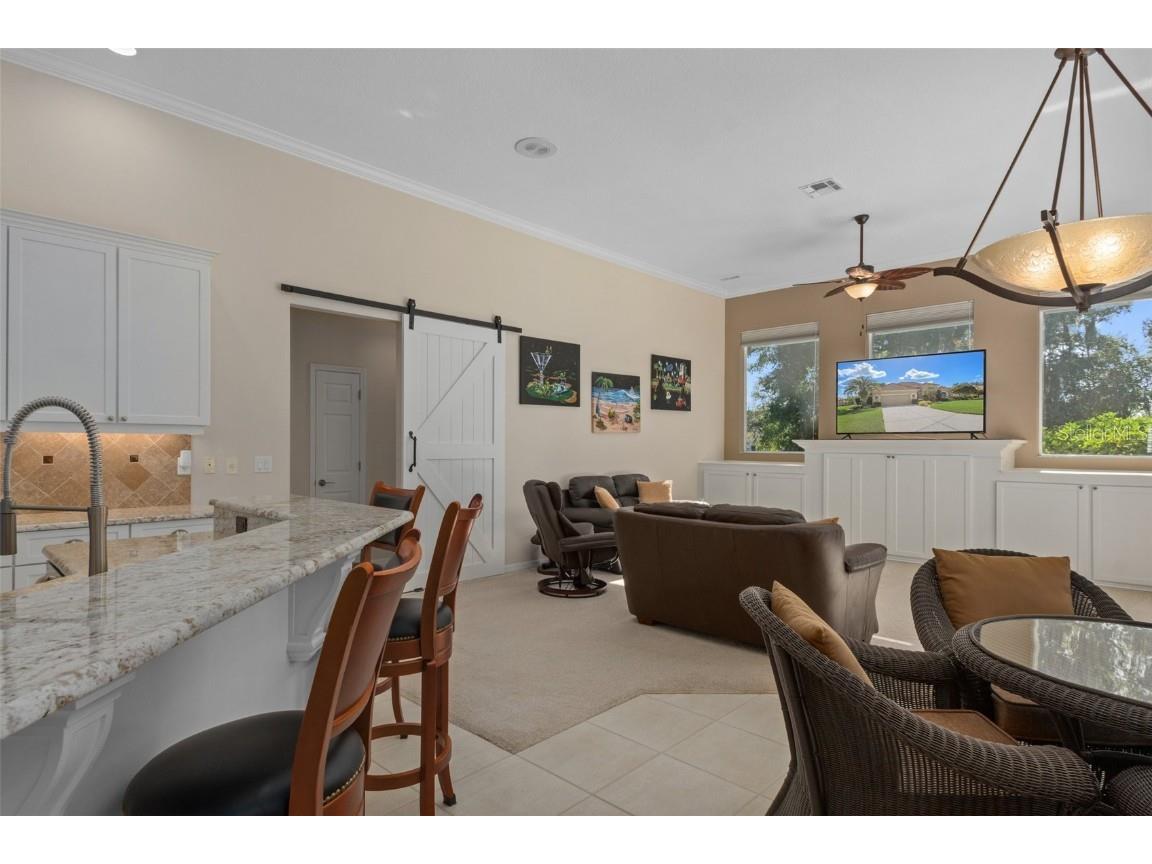 9276 Lake Cypress Loop Weeki Wachee FL 34613 W7878742 image13