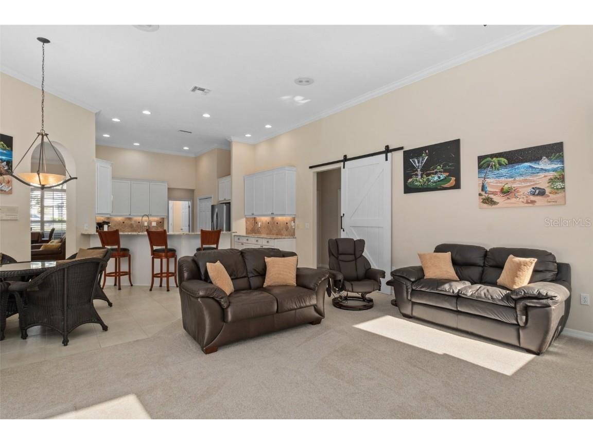 9276 Lake Cypress Loop Weeki Wachee FL 34613 W7878742 image17