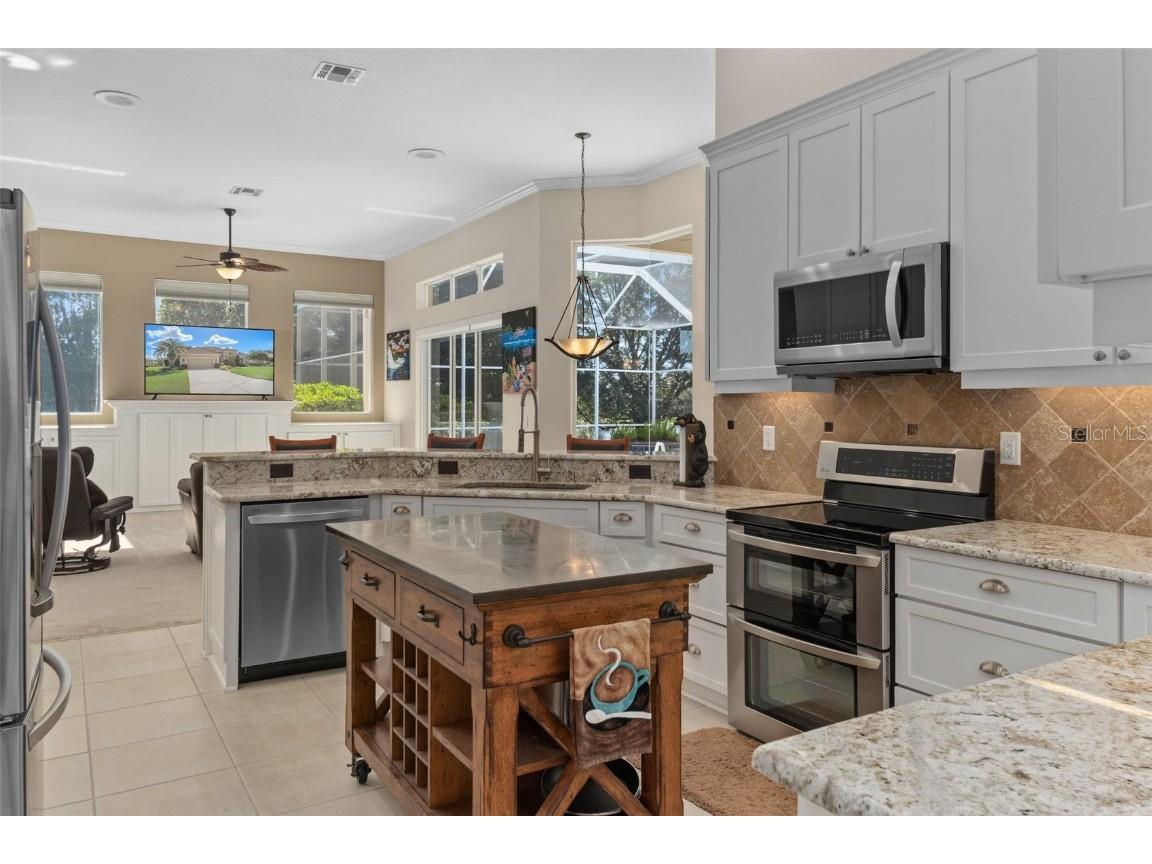 9276 Lake Cypress Loop Weeki Wachee FL 34613 W7878742 image22