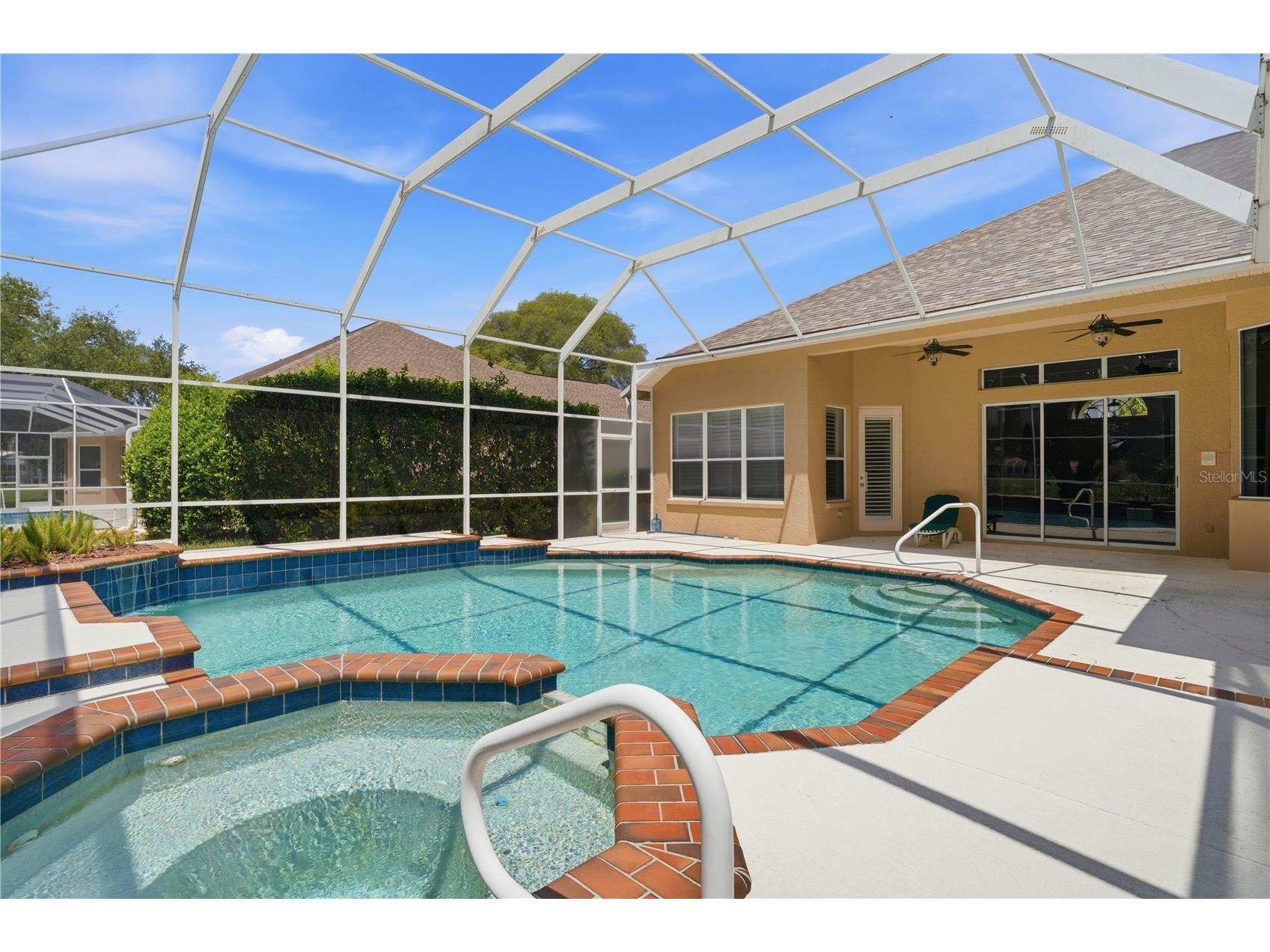 9276 Lake Cypress Loop Weeki Wachee FL 34613 - GLEN LAKES W7886752 image13