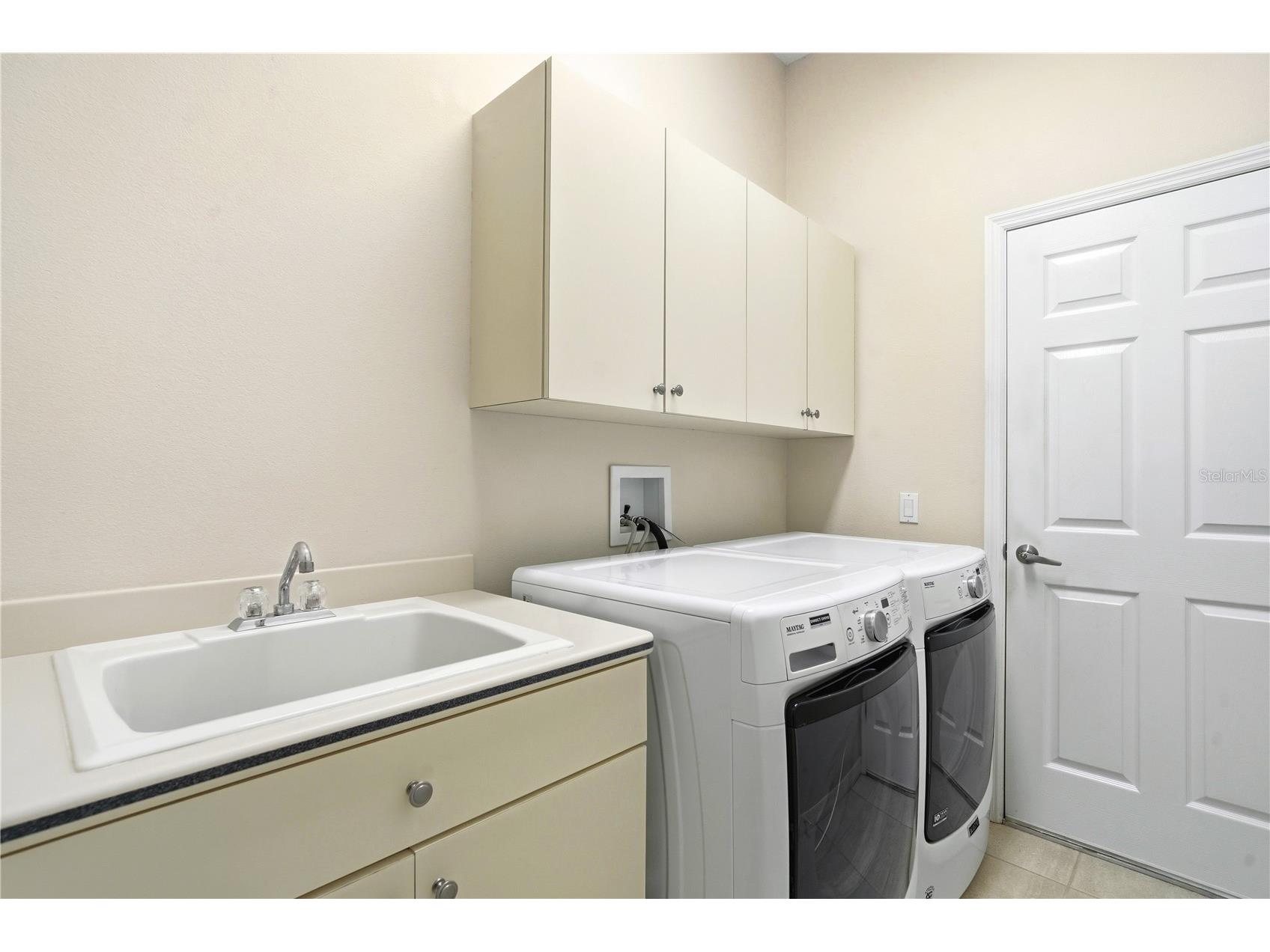 9276 Lake Cypress Loop Weeki Wachee FL 34613 - GLEN LAKES W7886752 image42