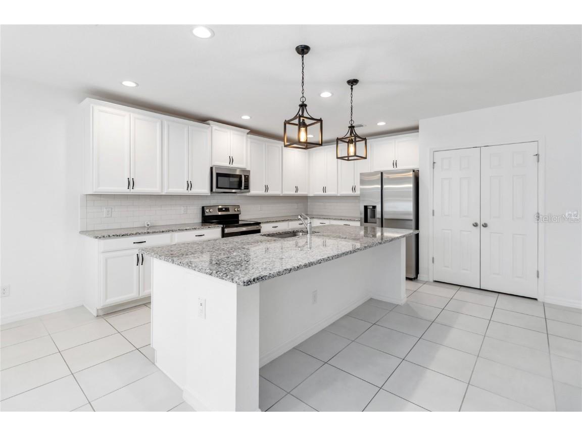 928 Avenal Lane Davenport FL 33837 O6303370 image10