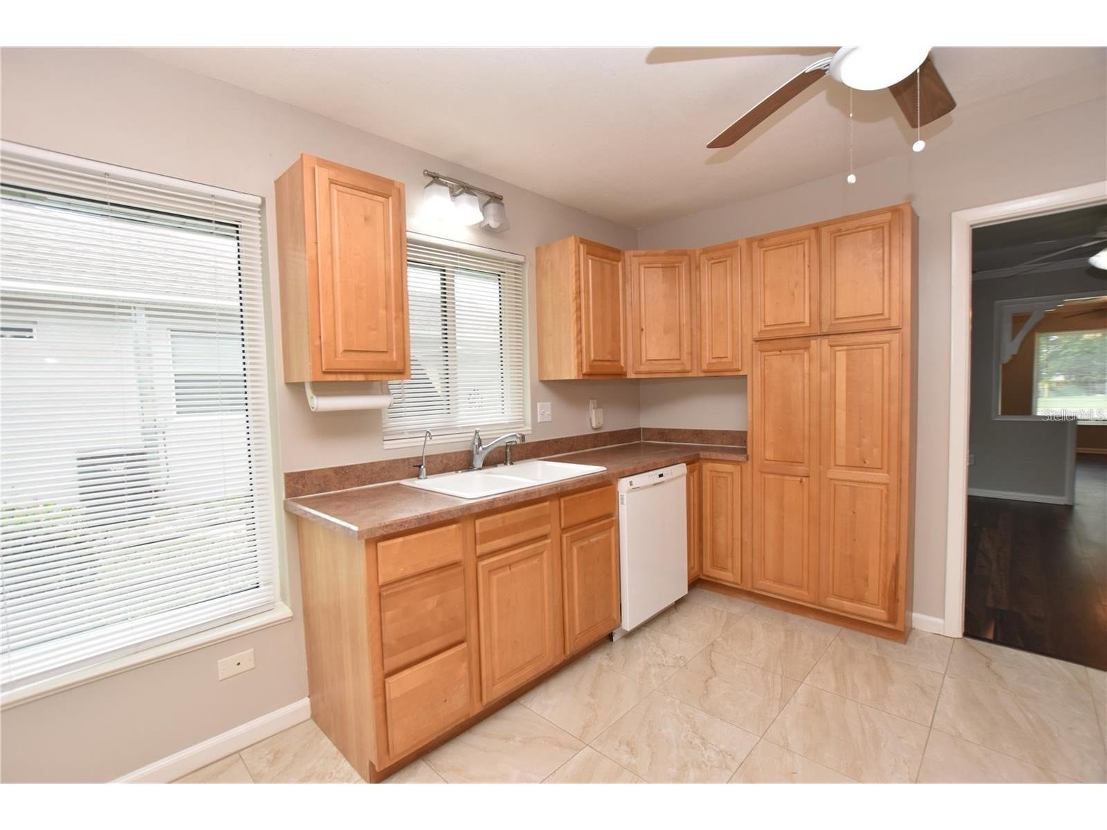 928 E Valencia Street Lakeland FL 33805 - LAKE PARKER L4963015 image7