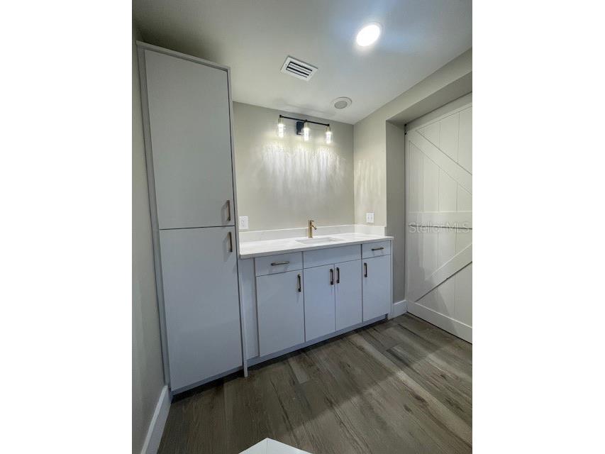 928 Lantana Avenue Clearwater Beach FL 33767 TB8425640 image7