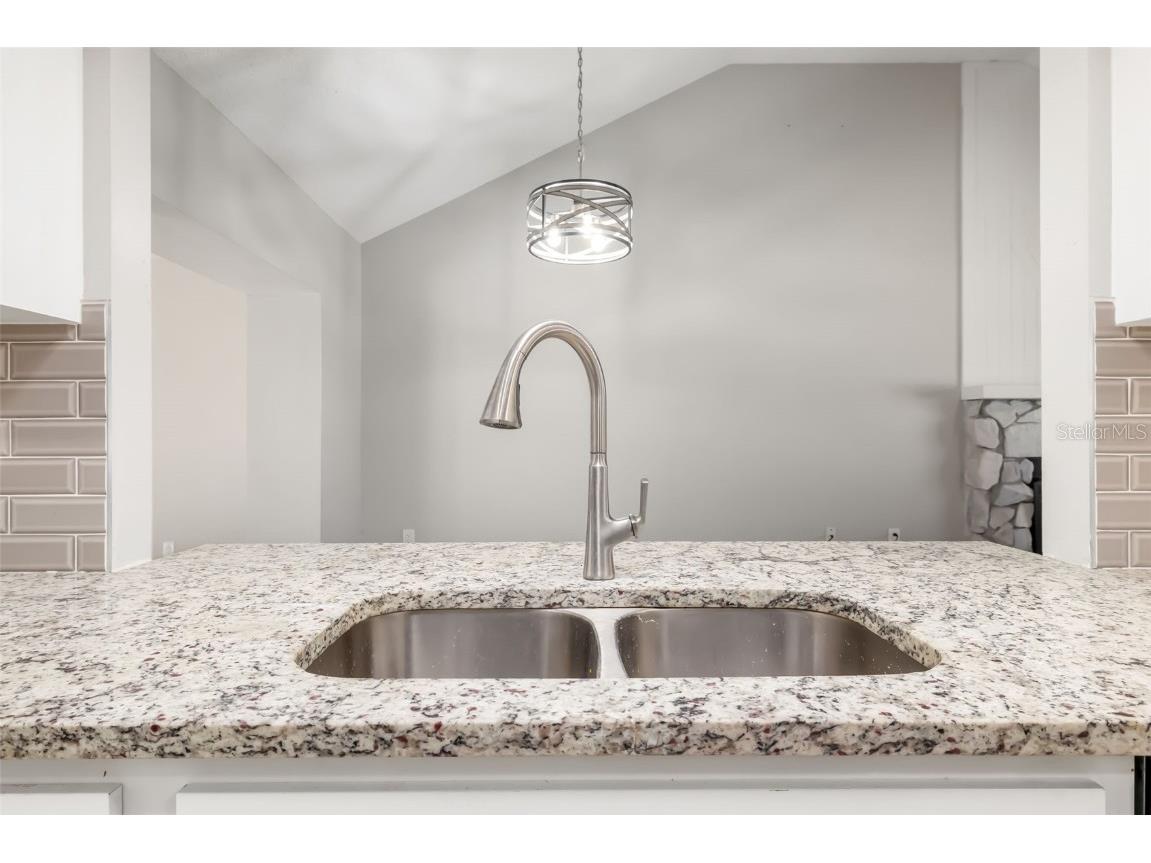 928 Laurel Avenue Venice FL 34285 A4675691 image14