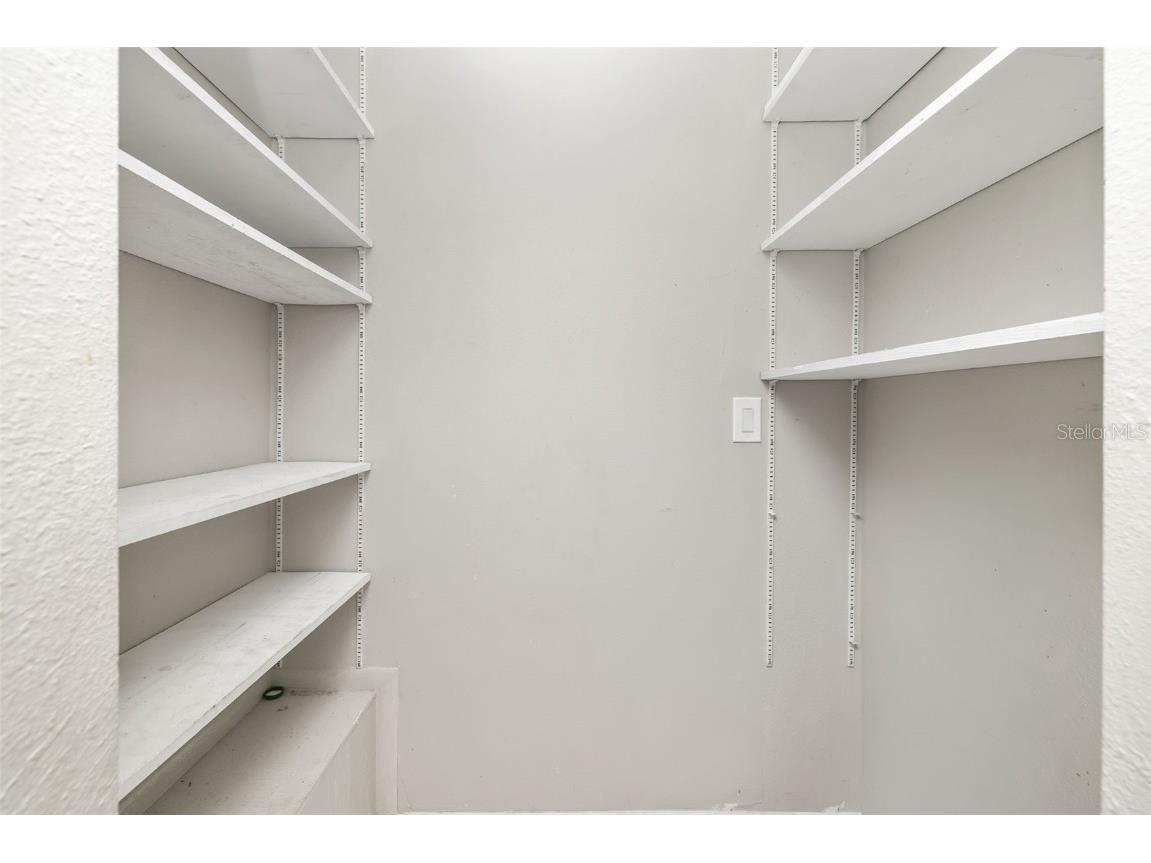 928 Laurel Avenue Venice FL 34285 A4675691 image17