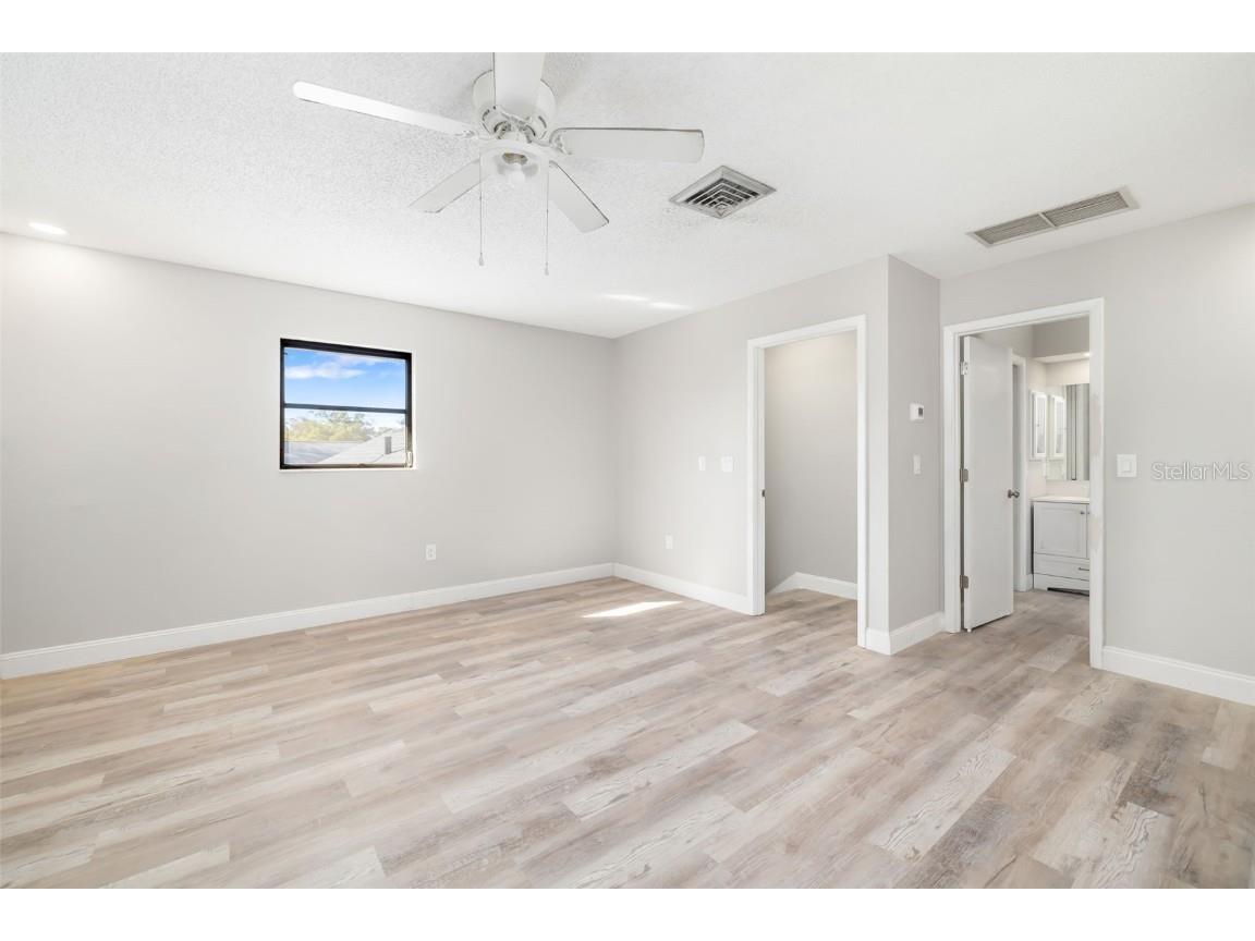 928 Laurel Avenue Venice FL 34285 A4675691 image21