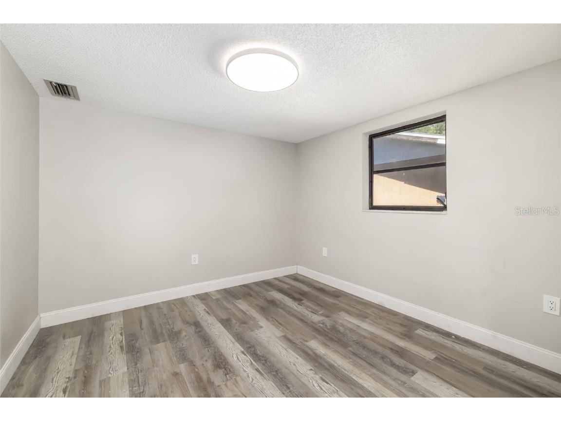 928 Laurel Avenue Venice FL 34285 A4675691 image32