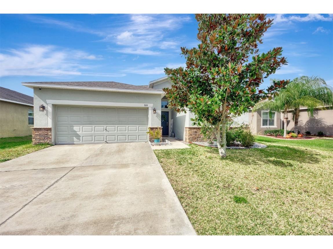 928 Meadow Glade Drive Ruskin FL 33570 TB8434498 image1