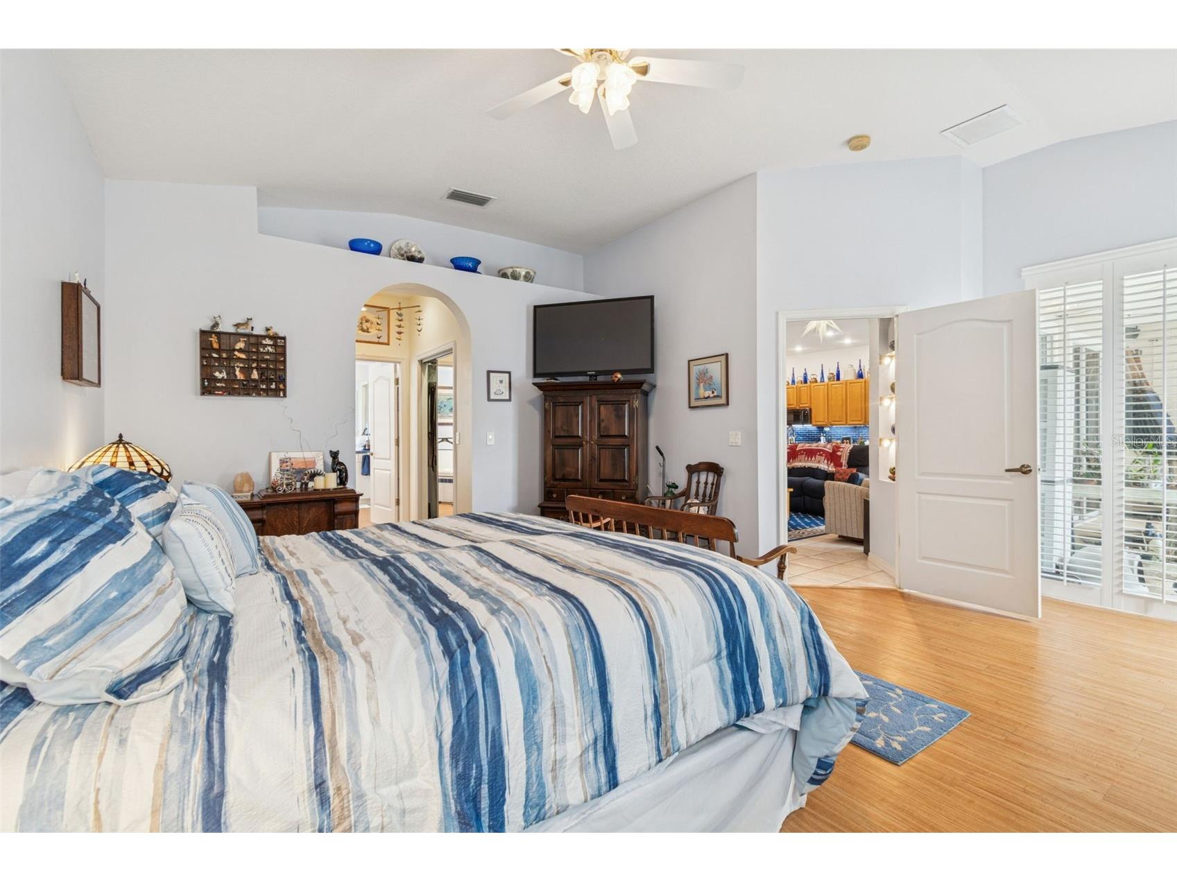 928 Oakview Road Tarpon Springs FL 34689 TB8461310 image28