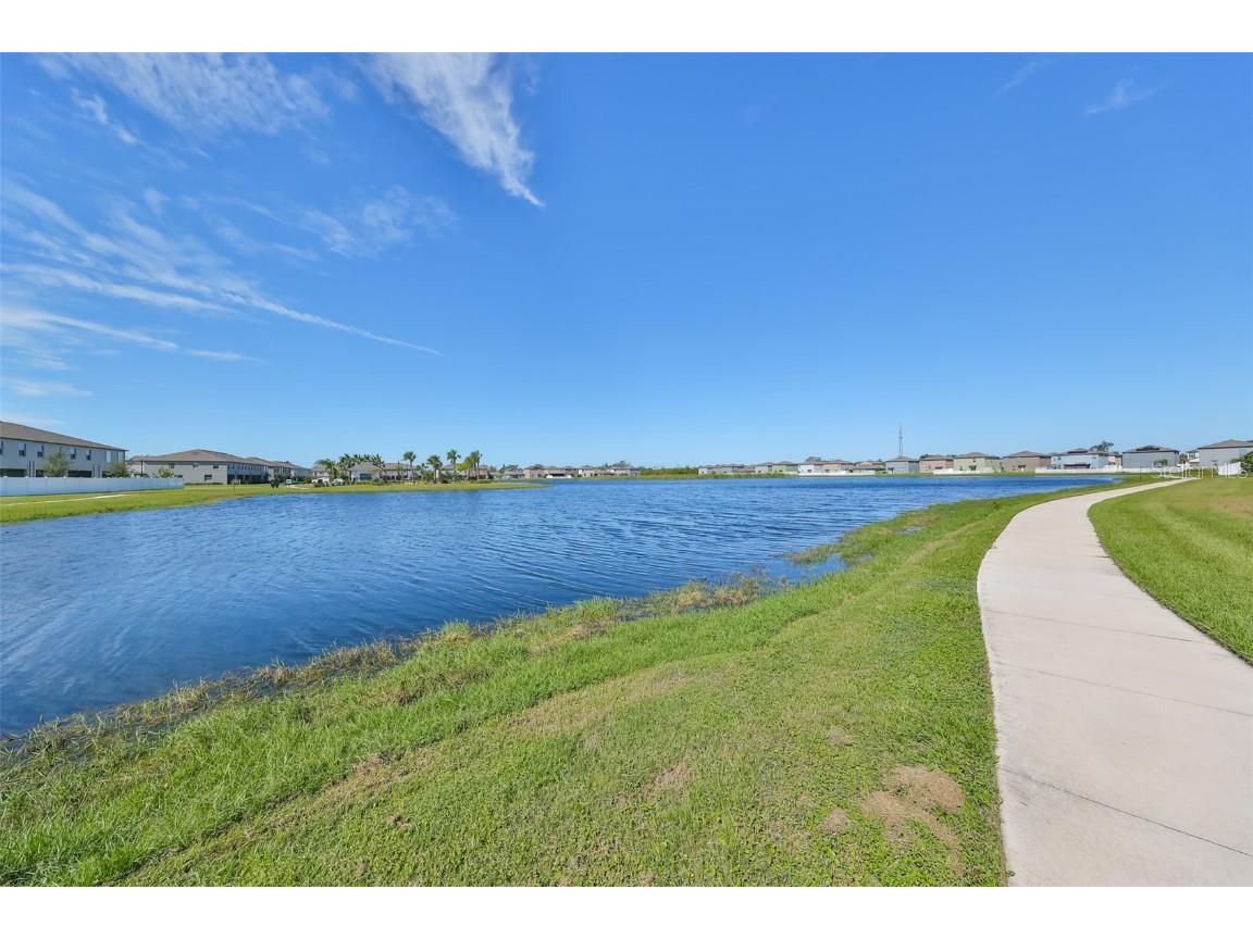 928 Royal Empress Drive Ruskin FL 33570 TB8315223 image41