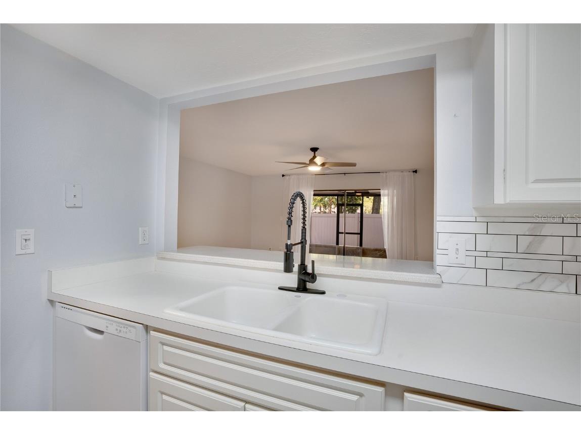 928 Sunridge Drive #F2 Sarasota FL 34234 A4650806 image11