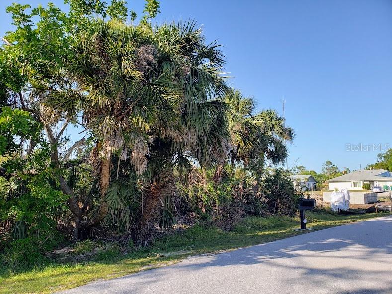 928 Tropical Avenue NW Port Charlotte FL 33948 A4566750 image1