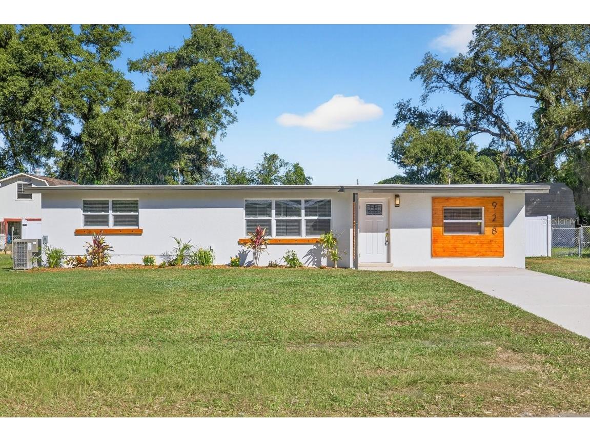 928 Valmar Street Brandon FL 33511 TB8444634 image1