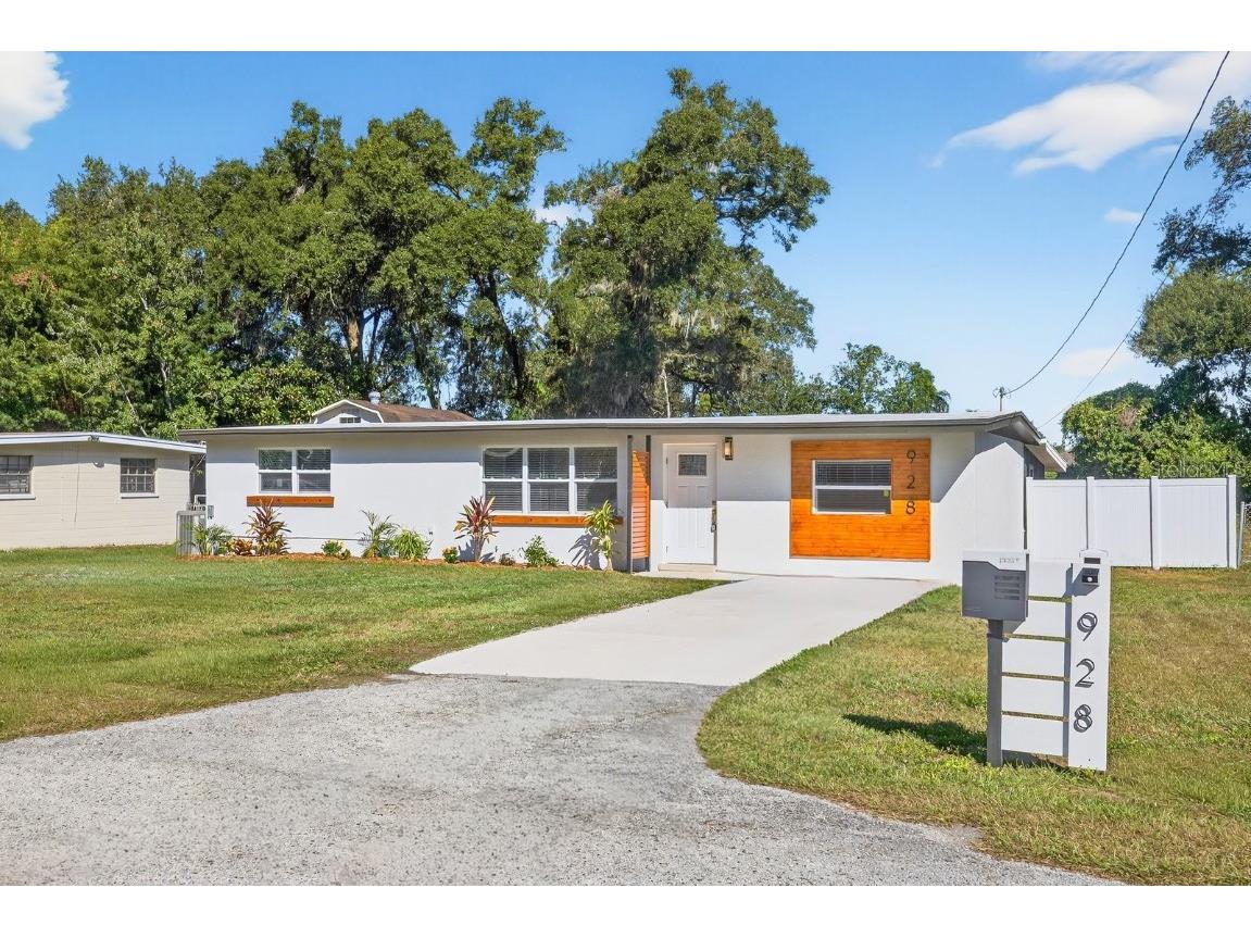 928 Valmar Street Brandon FL 33511 TB8444634 image2