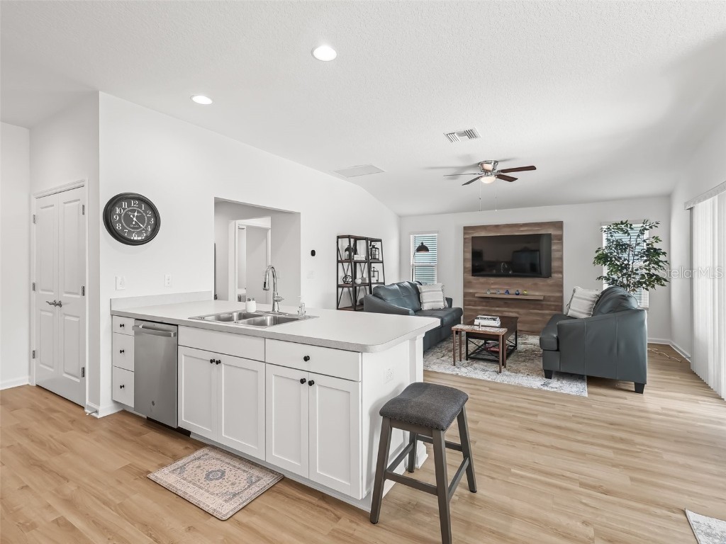 928 Veronica Court The Villages FL 34762 OM705817 image11