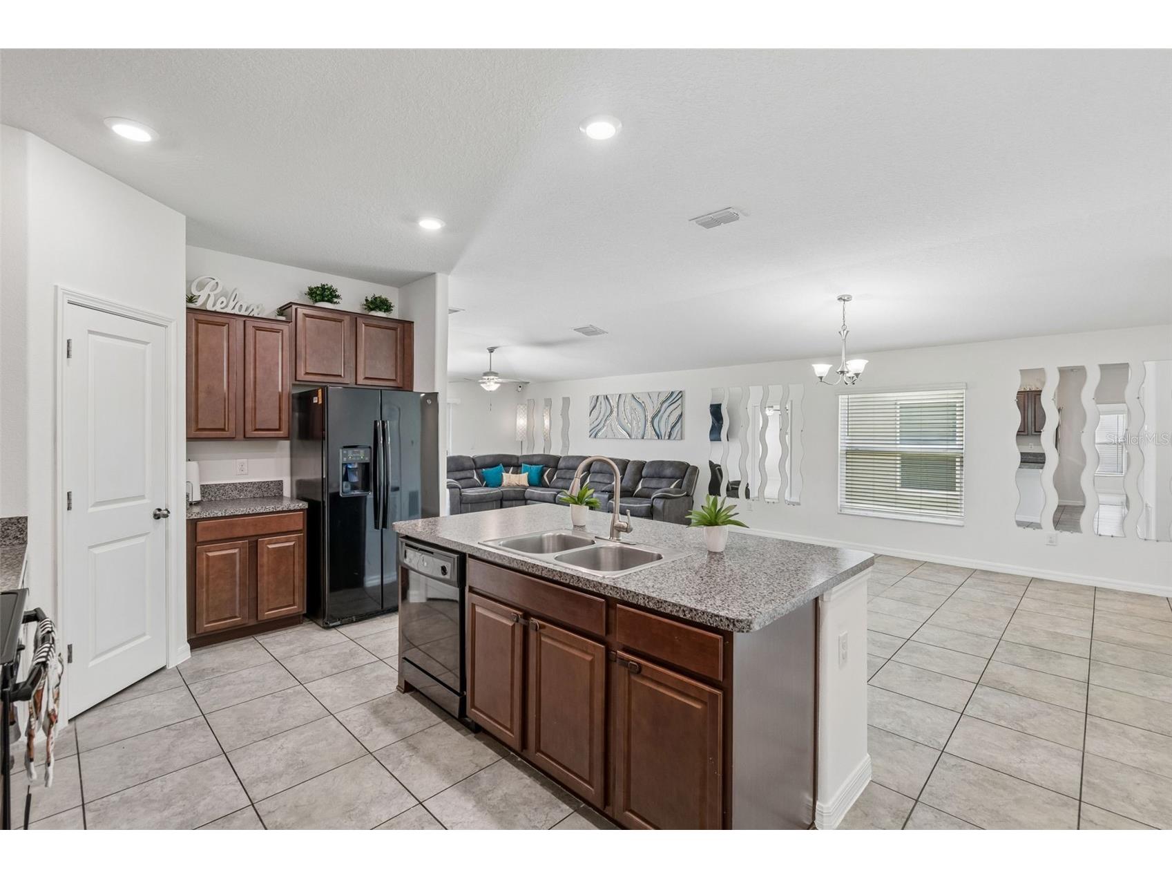 928 Zone Tailed Hawk Place Ruskin FL 33570 TB8529634 image6