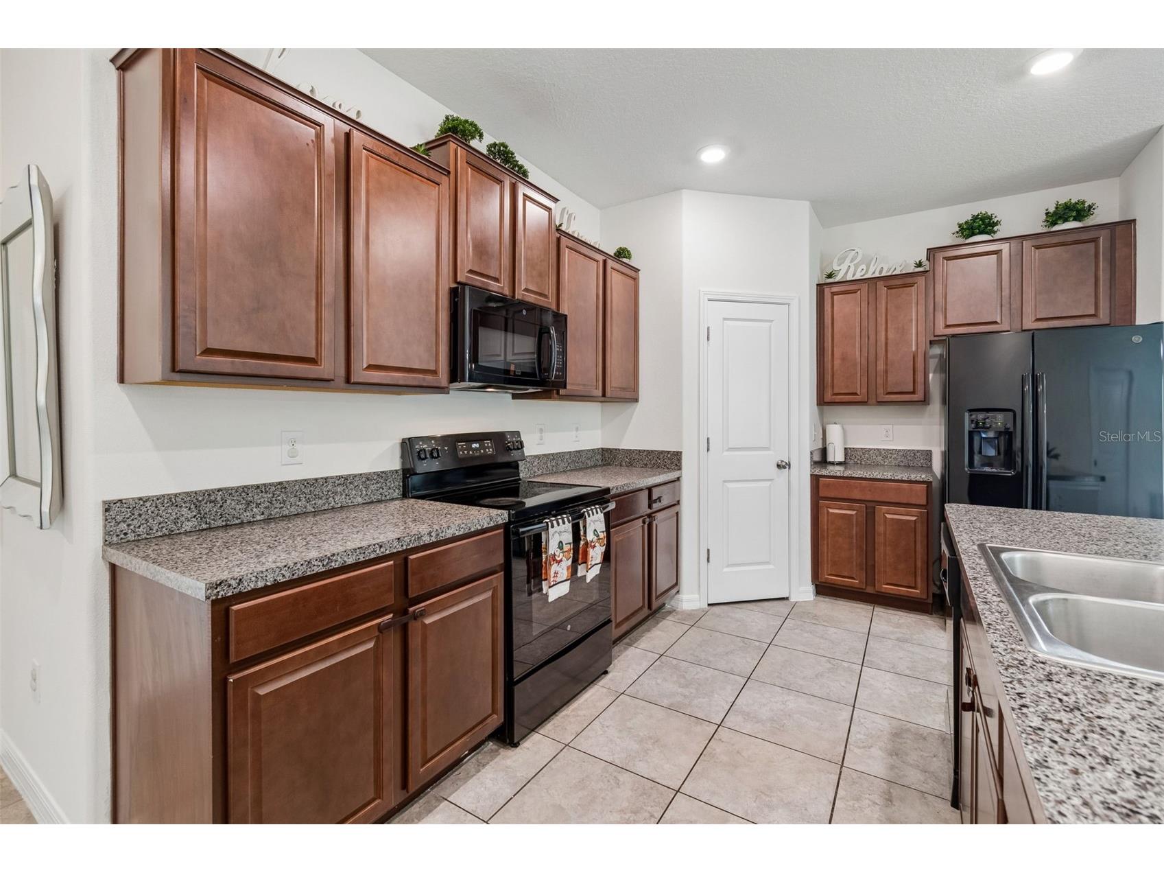 928 Zone Tailed Hawk Place Ruskin FL 33570 TB8529634 image7