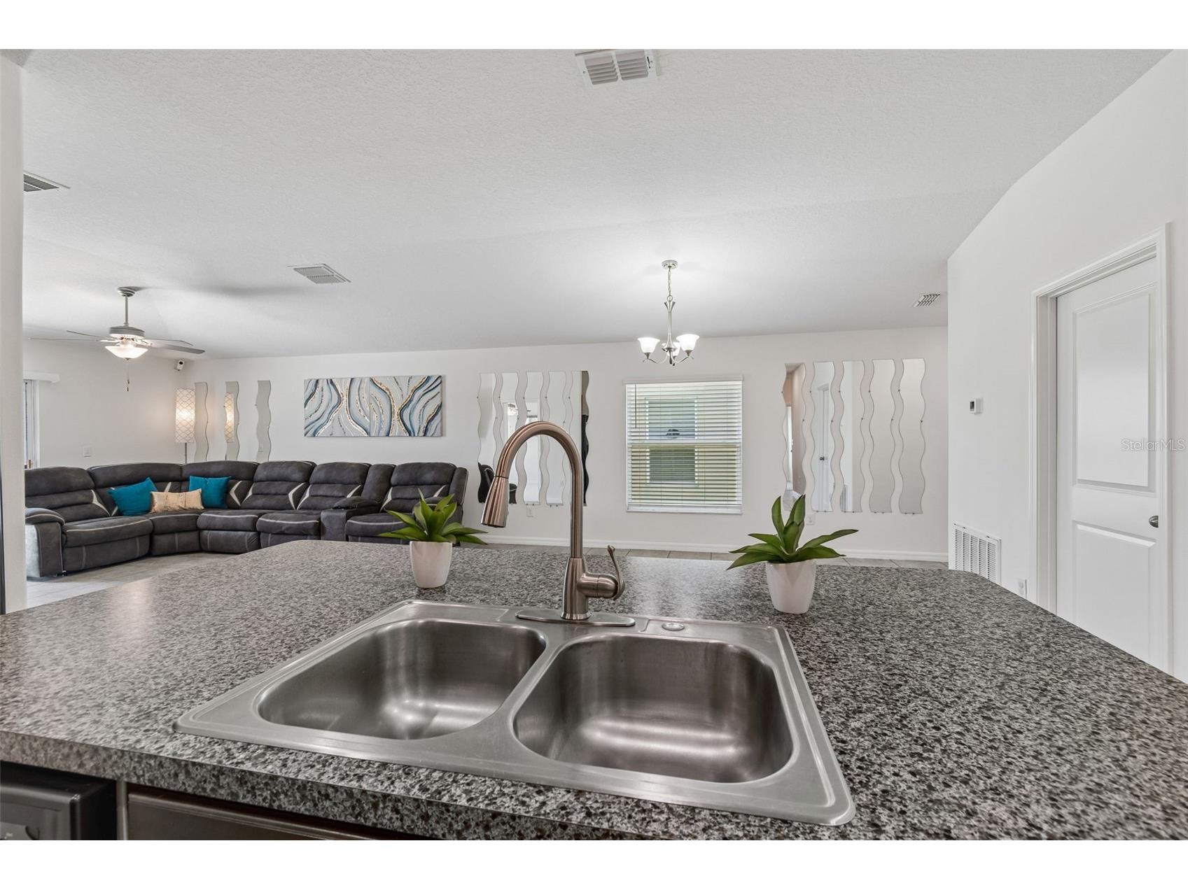 928 Zone Tailed Hawk Place Ruskin FL 33570 TB8529634 image8