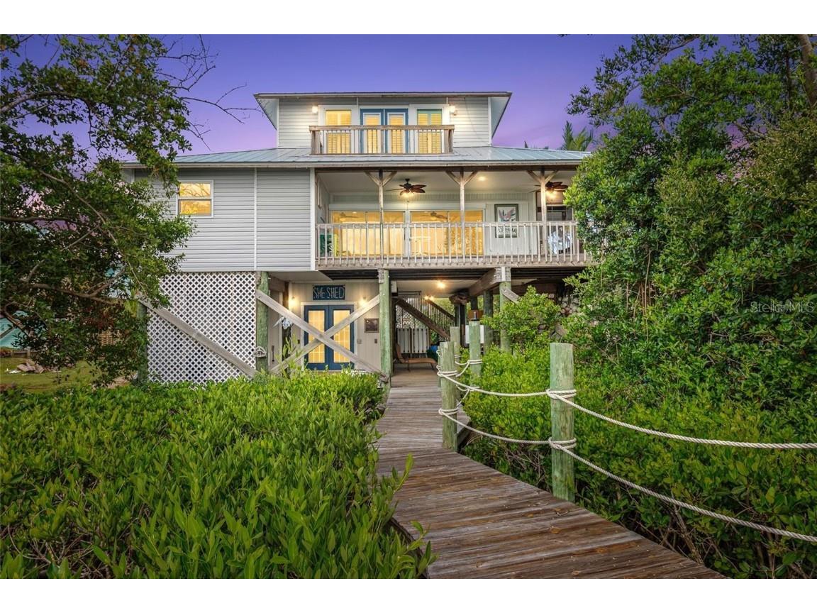 9282 Little Gasparilla Island Placida FL 33946 - CHARLOTTE HARBOR TB8338827 image1