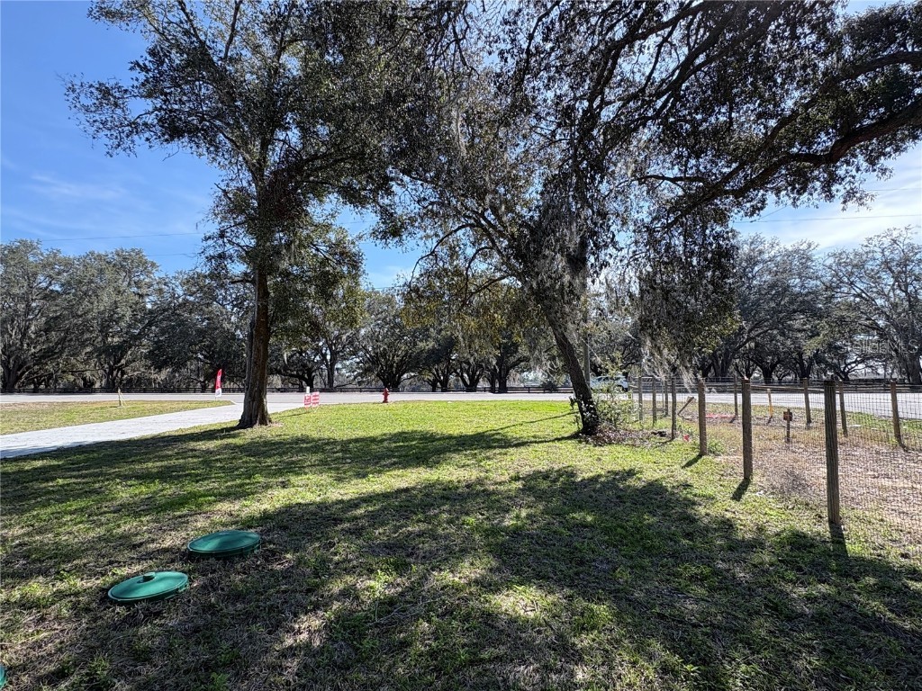 9285 SE Highway 42 Summerfield FL 34491 OM688324 image36