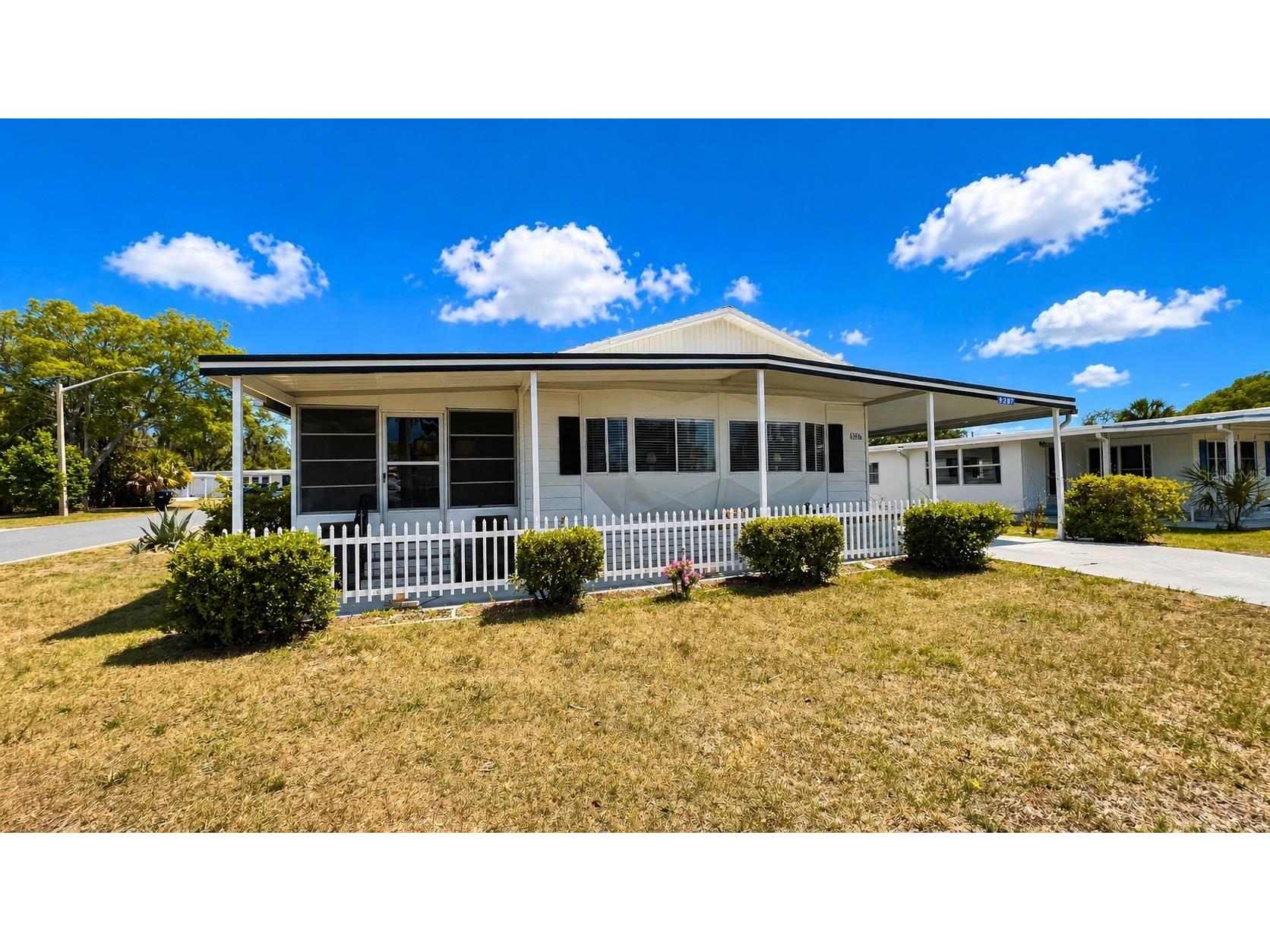 9287 Highpoint Boulevard Brooksville FL 34613 W7885256 image2