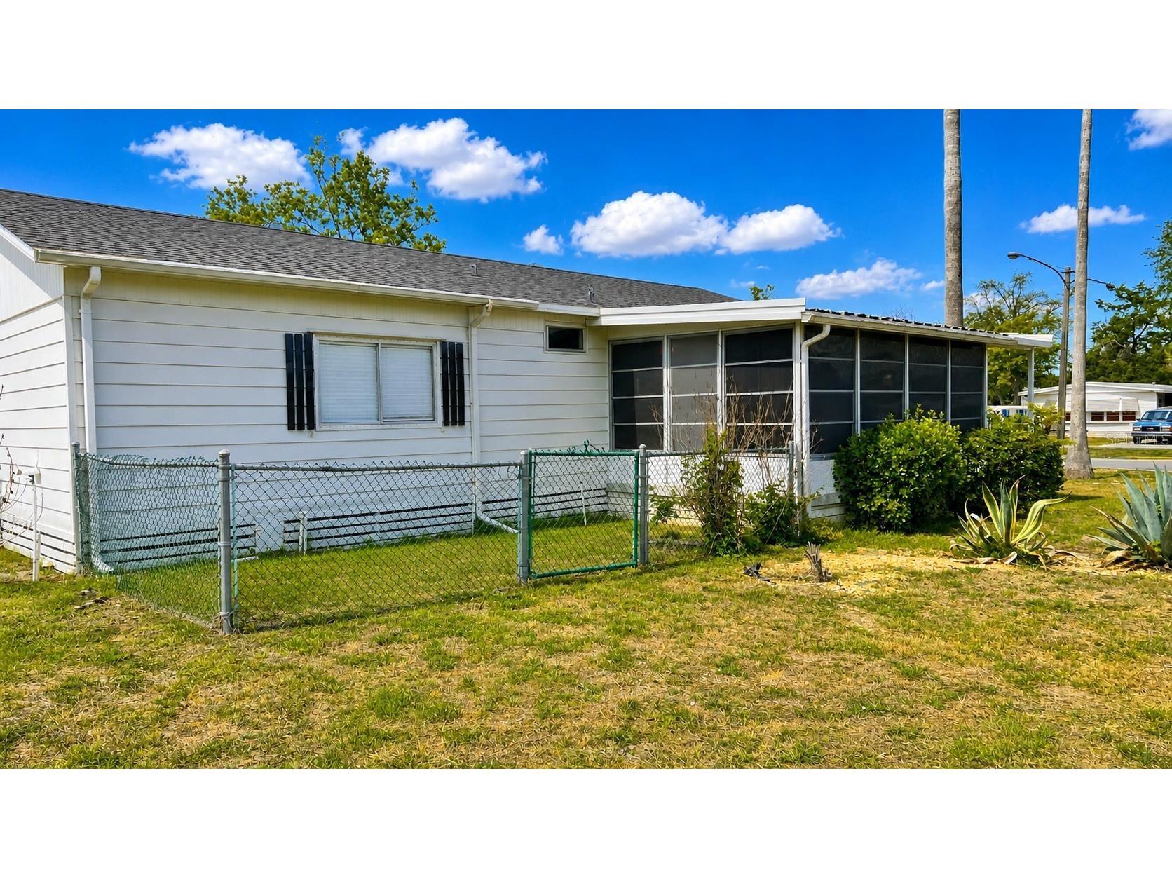 9287 Highpoint Boulevard Brooksville FL 34613 W7885256 image4