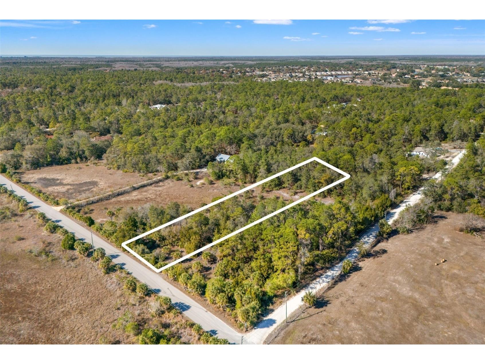 9287 Long Lake Avenue Weeki Wachee FL 34613 TB8467432 image1